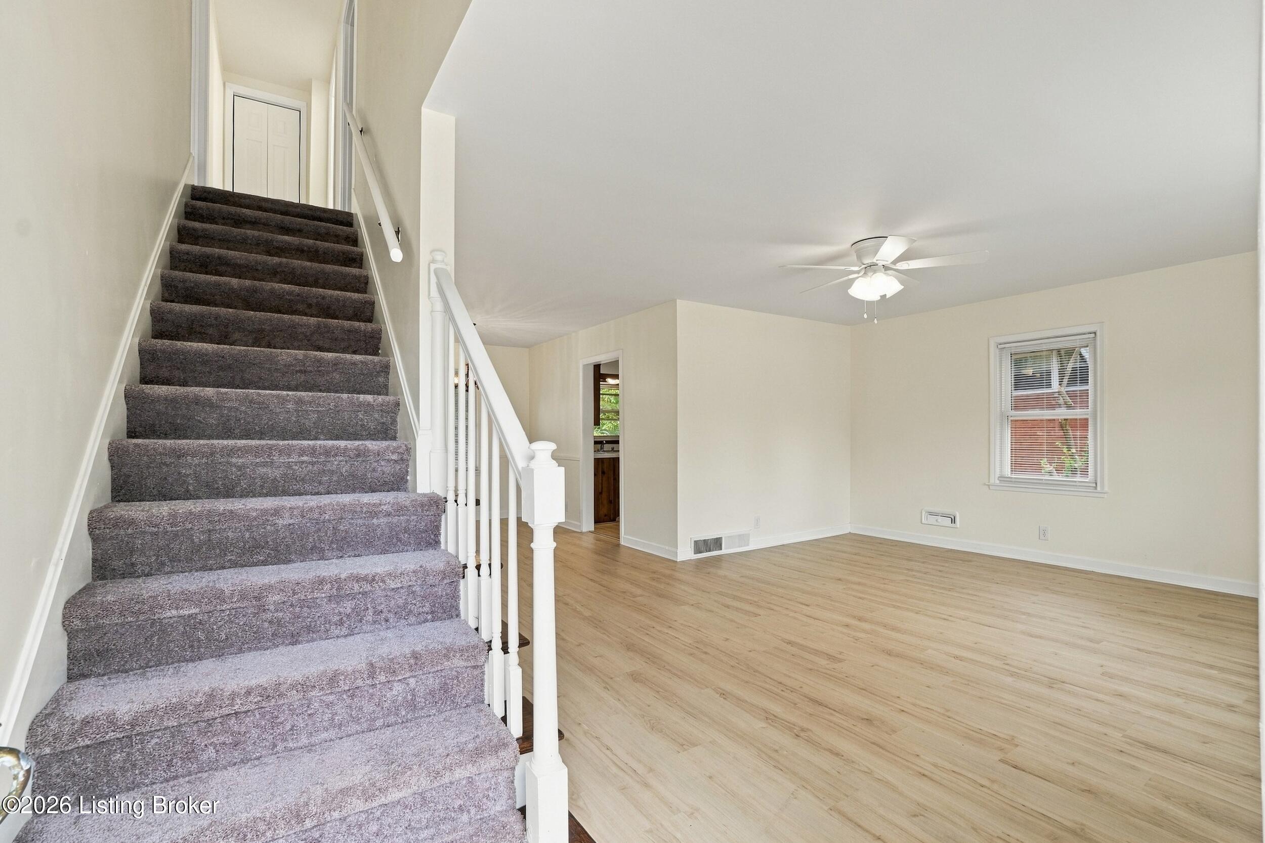 2015 Tyrone Dr