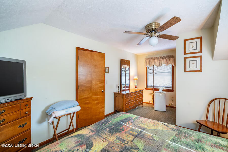 5103/5107 Billtown Rd