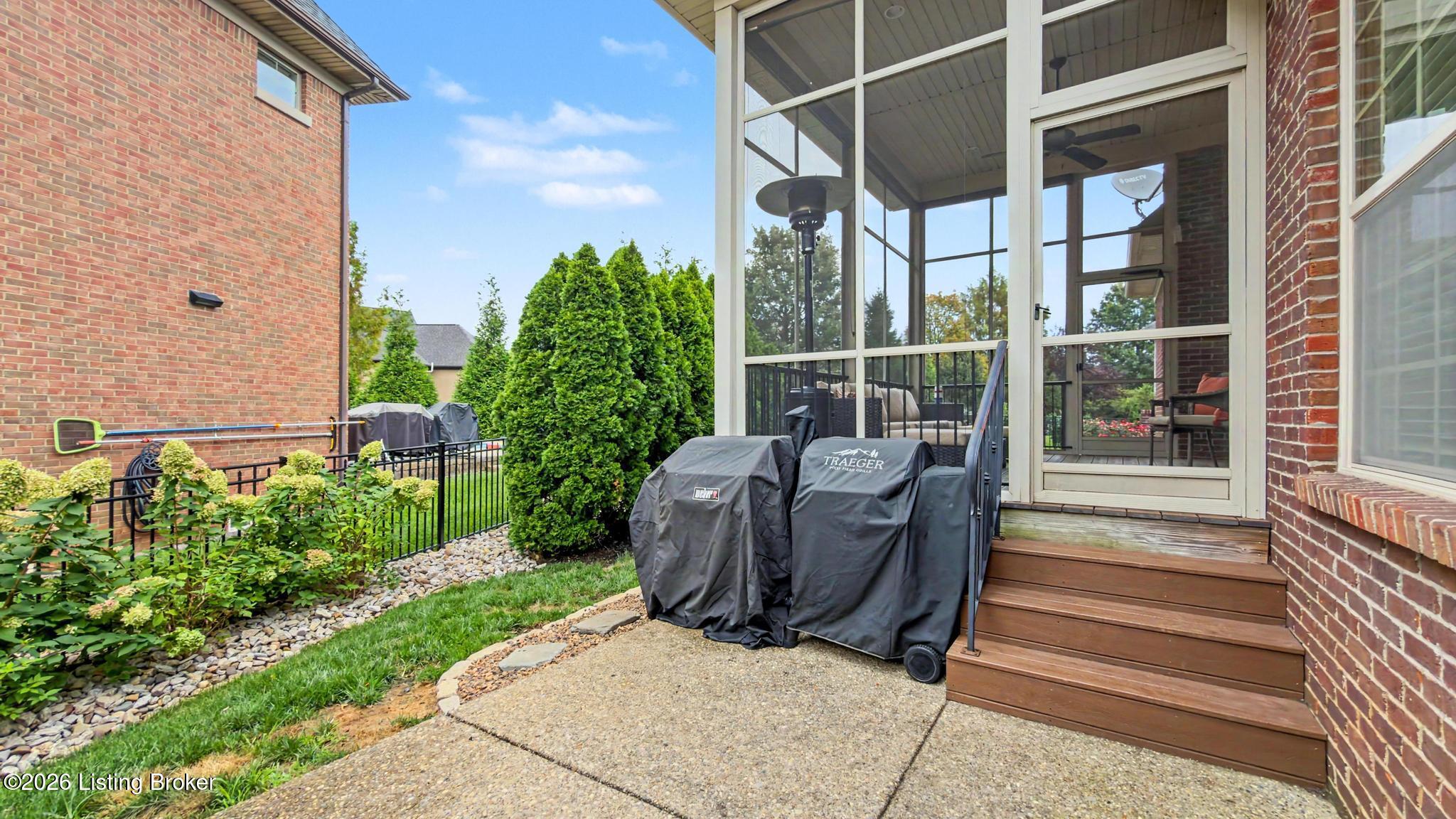 11111 Pebble Creek Dr
