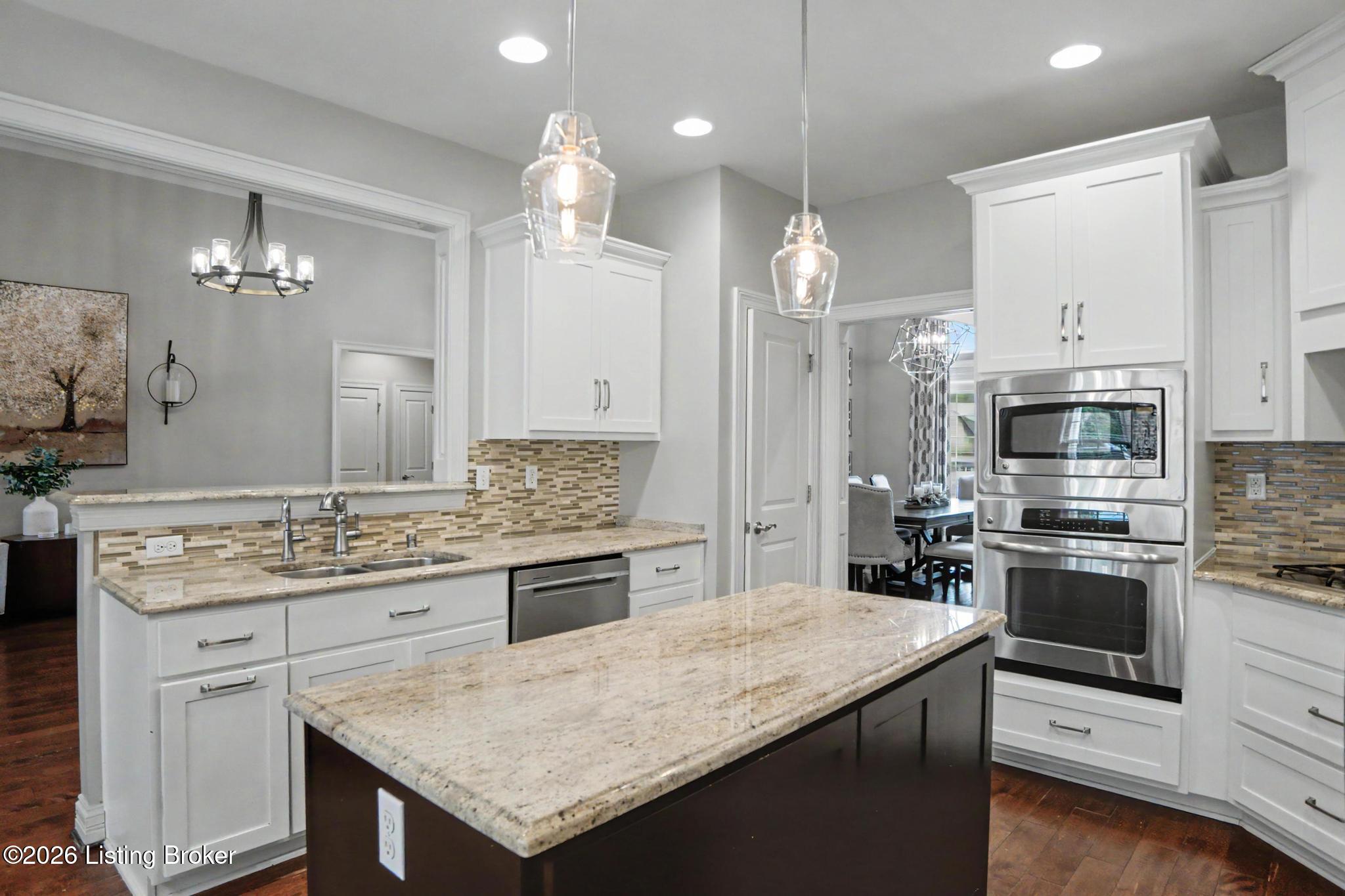 11111 Pebble Creek Dr