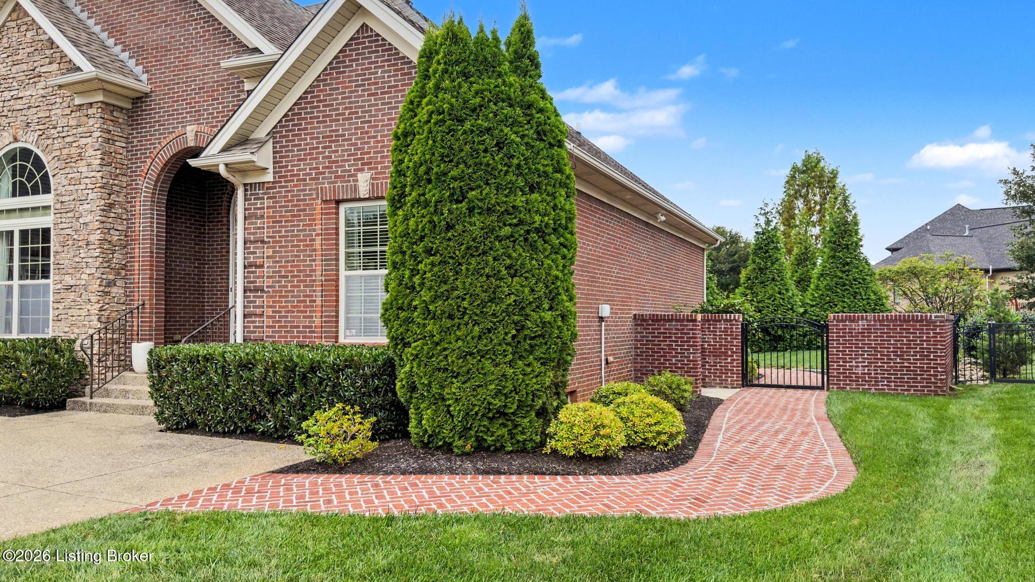 11111 Pebble Creek Dr