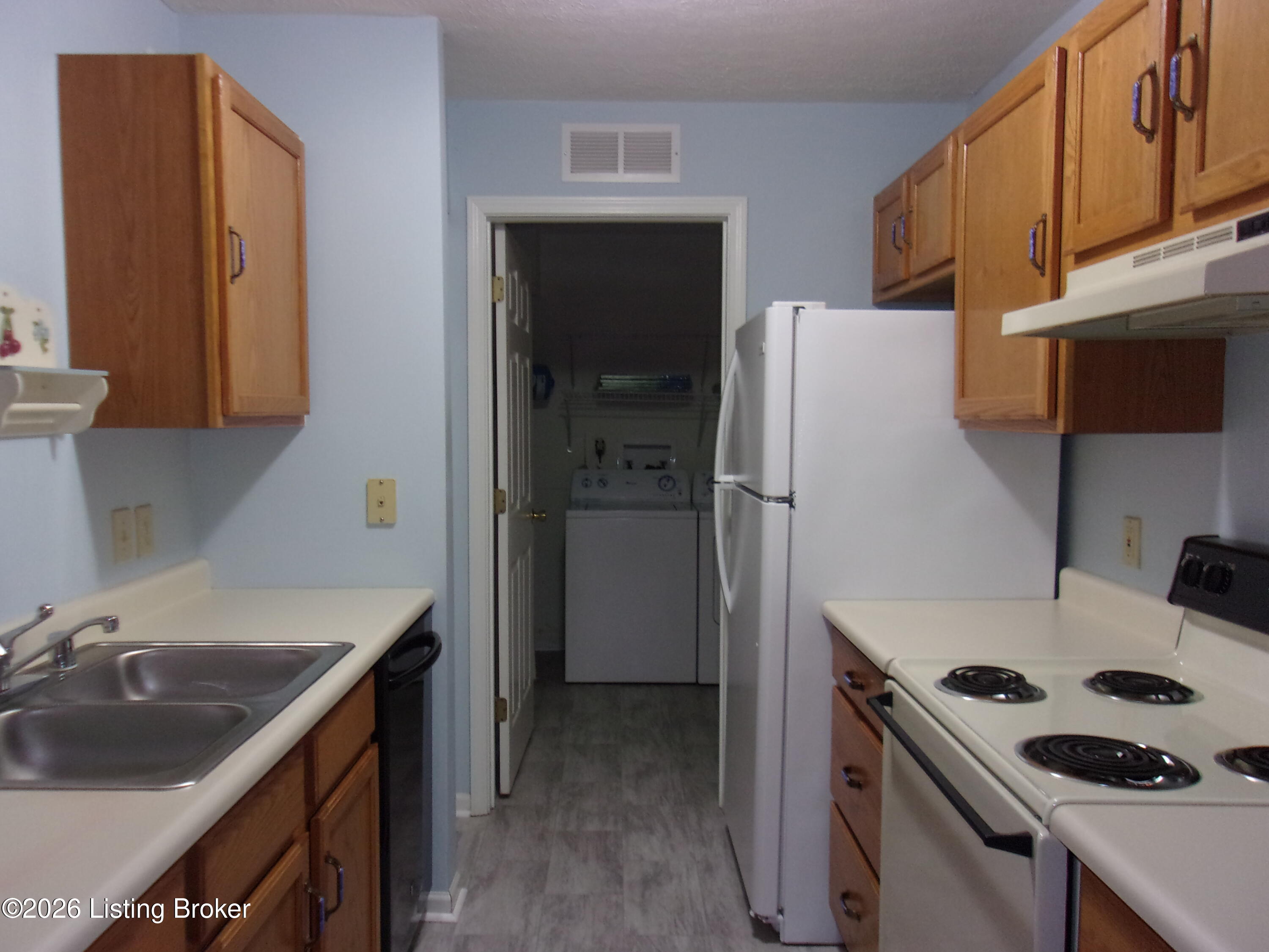 8417 Ambrosse Ln 102