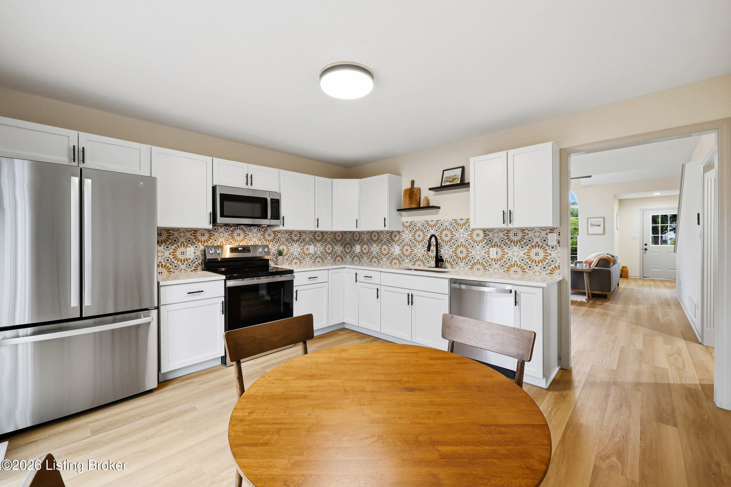 223 Washington Cir