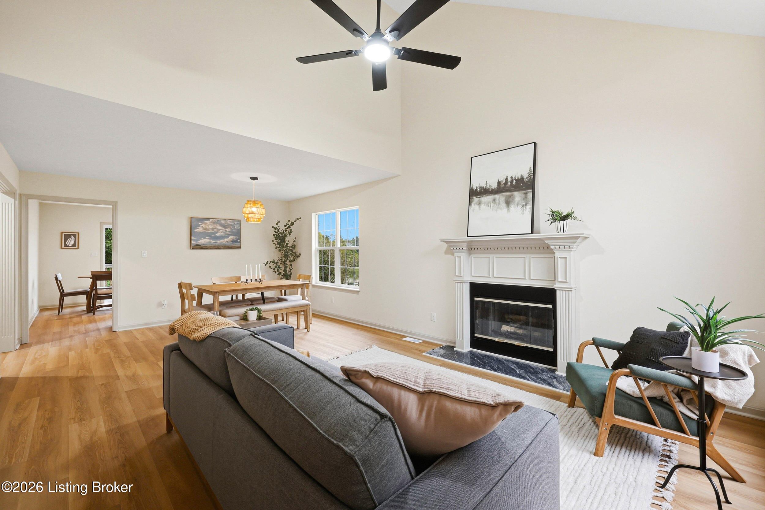 223 Washington Cir