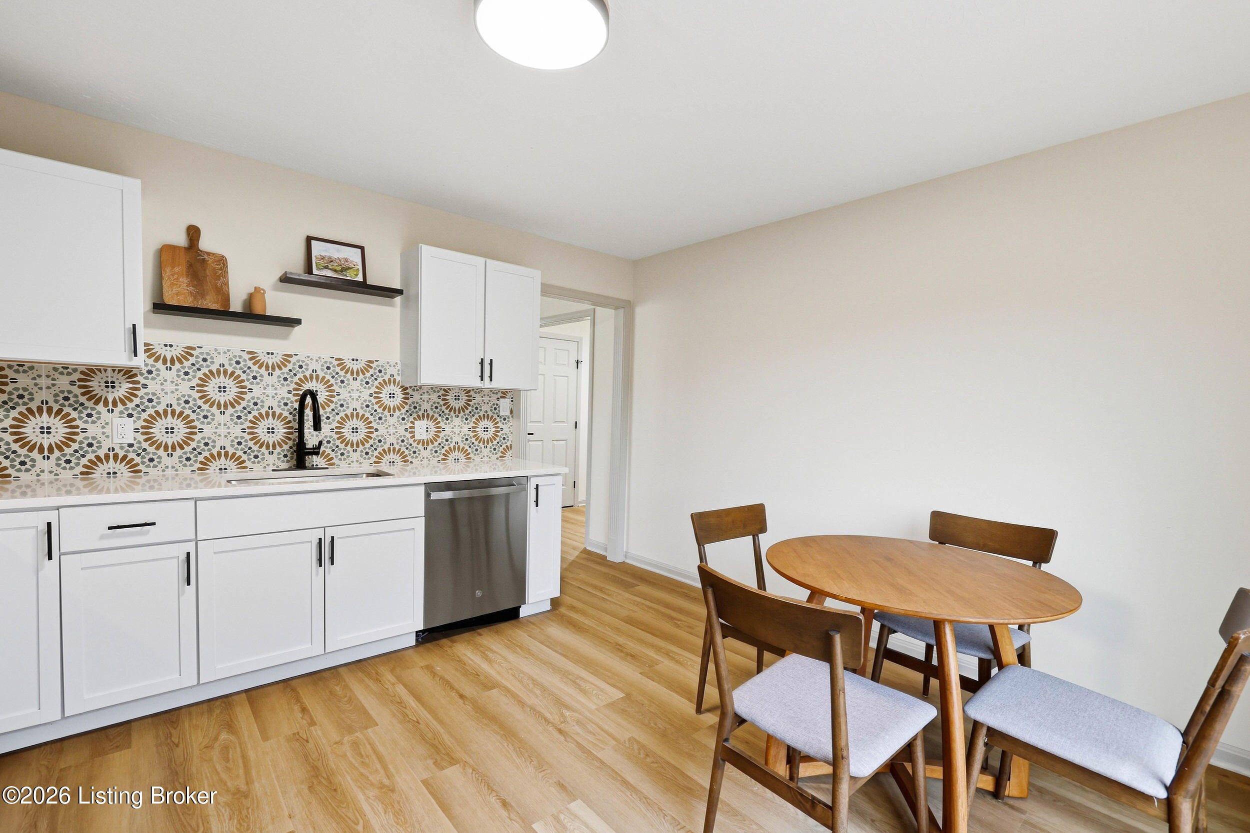 223 Washington Cir