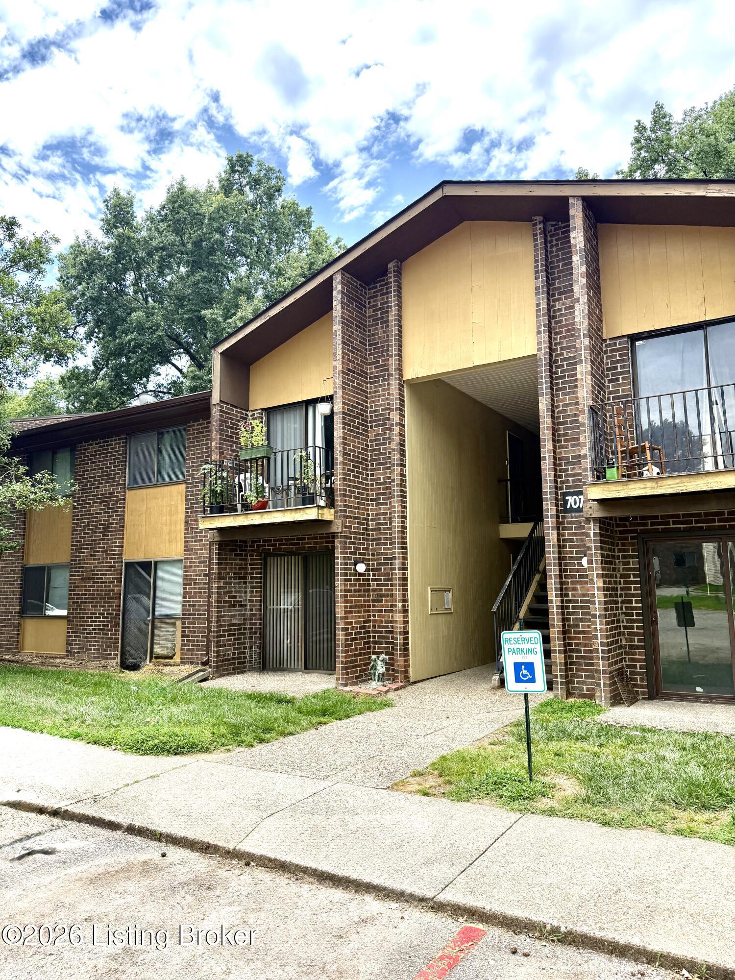 7074 Wildwood Cir APT 164