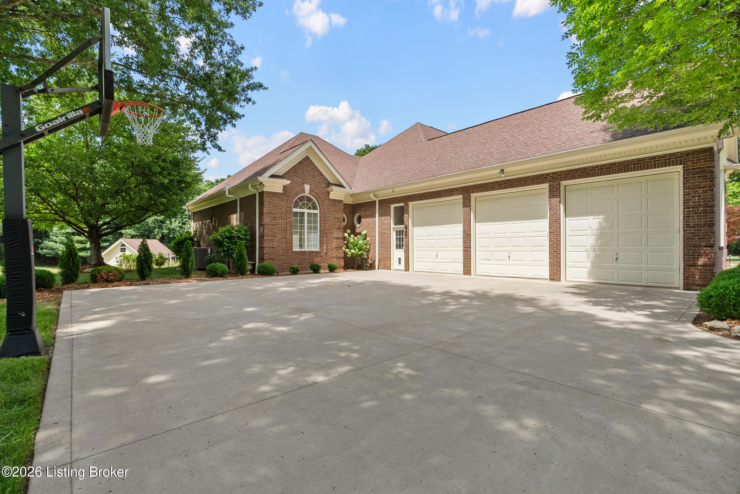 3616 Eagles Trace