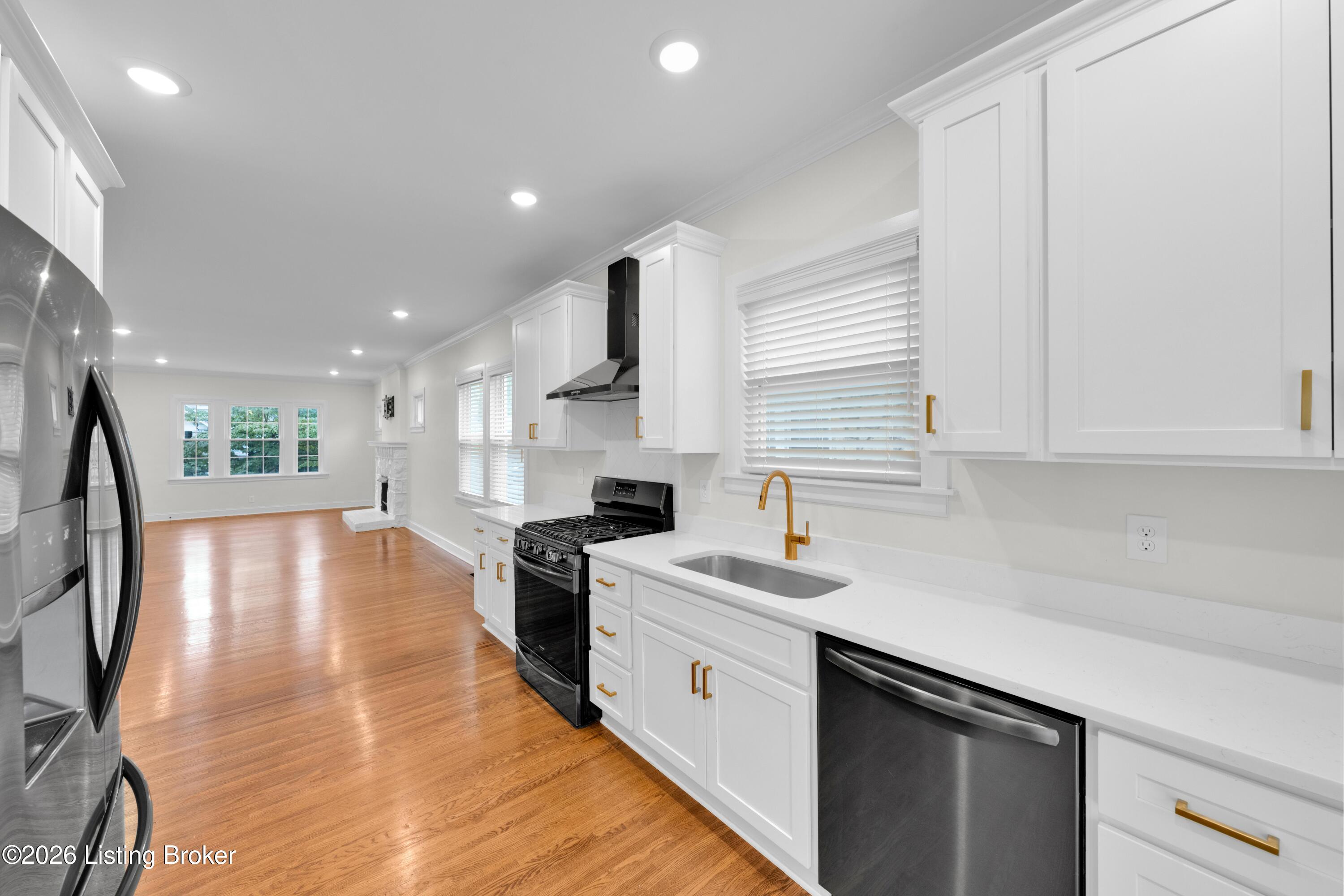 145 Wiltshire Ave
