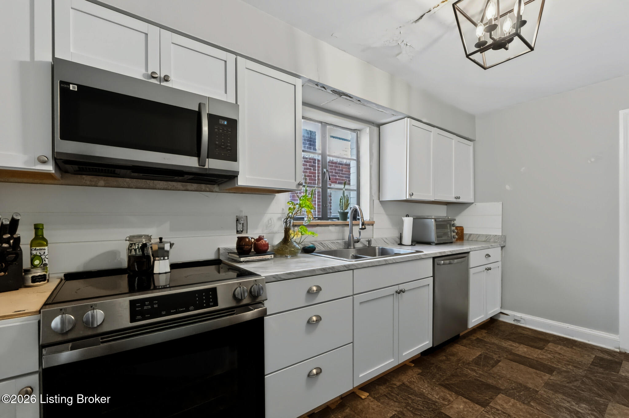 102 Wiltshire Ave 1 & 2