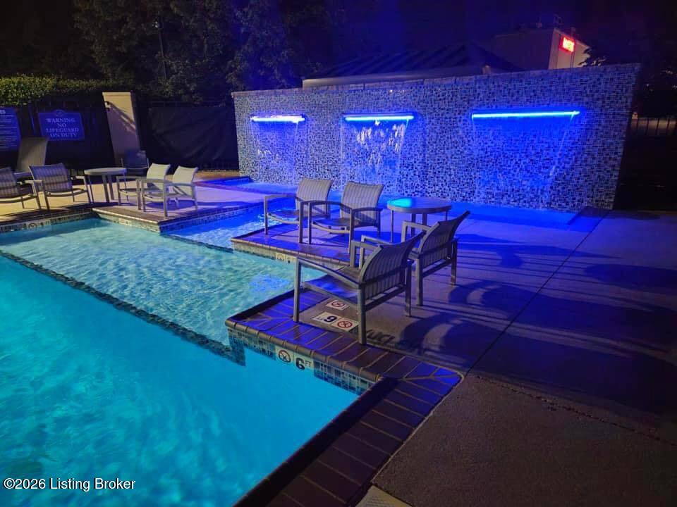 1 Riverpointe Plaza 701