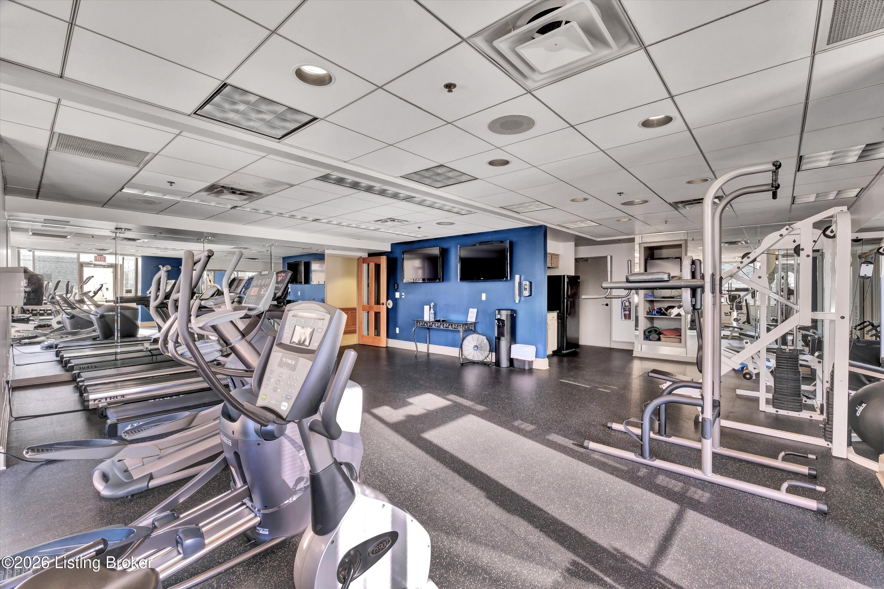 1 Riverpointe Plaza 701