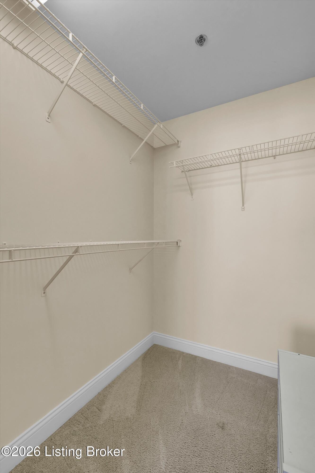 1 Riverpointe Plaza 701