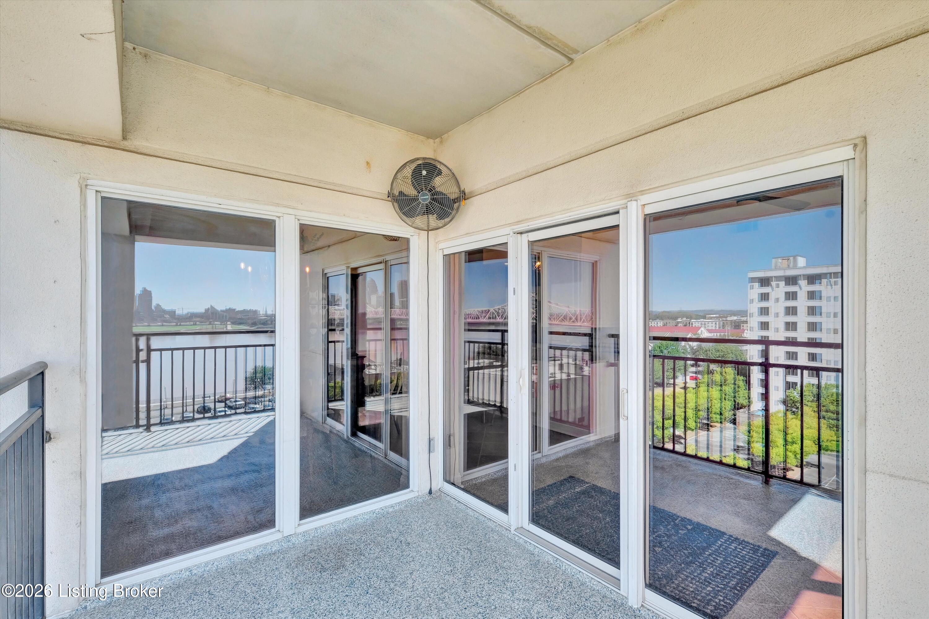 1 Riverpointe Plaza 701