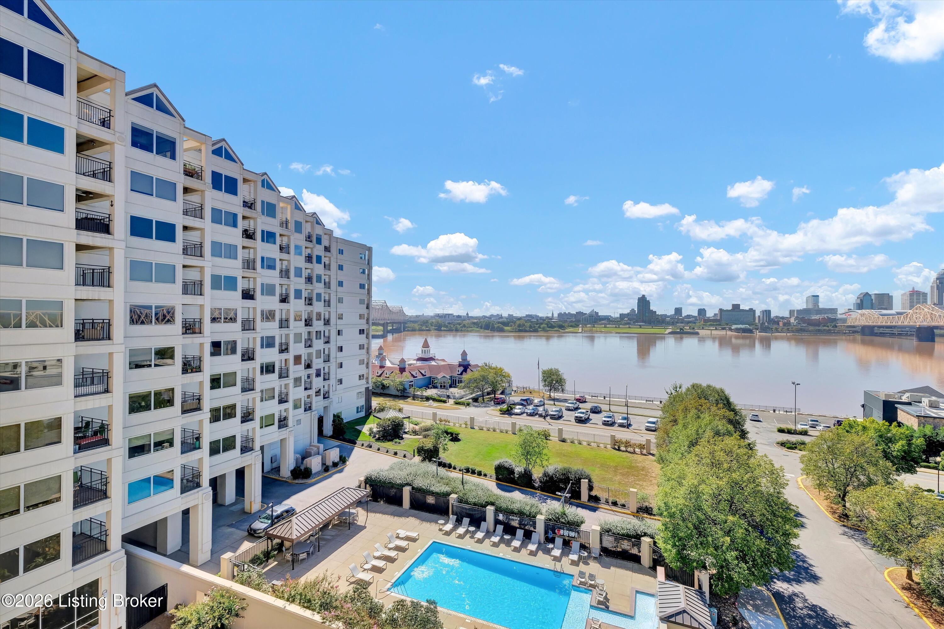 1 Riverpointe Plaza 701
