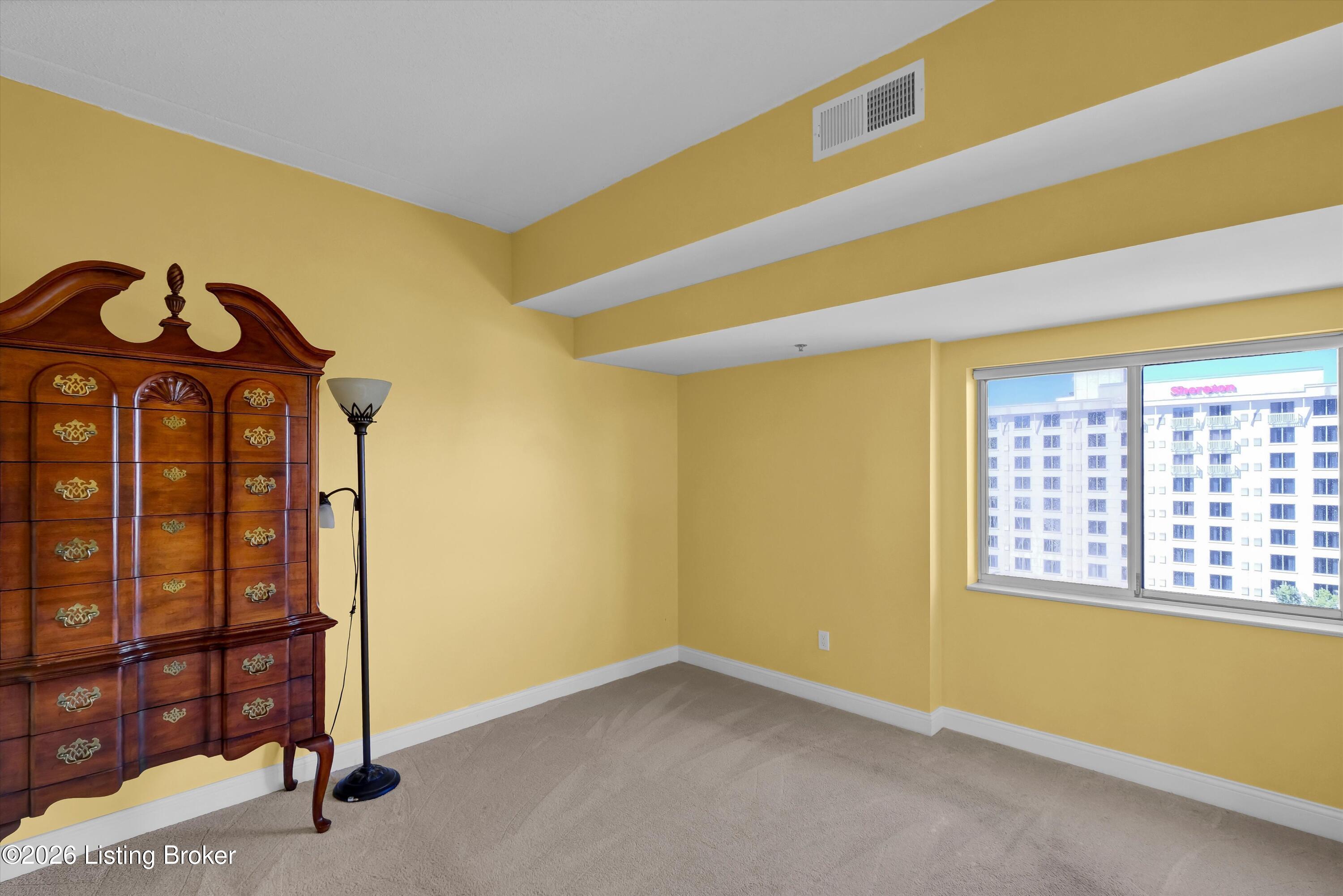 1 Riverpointe Plaza 701