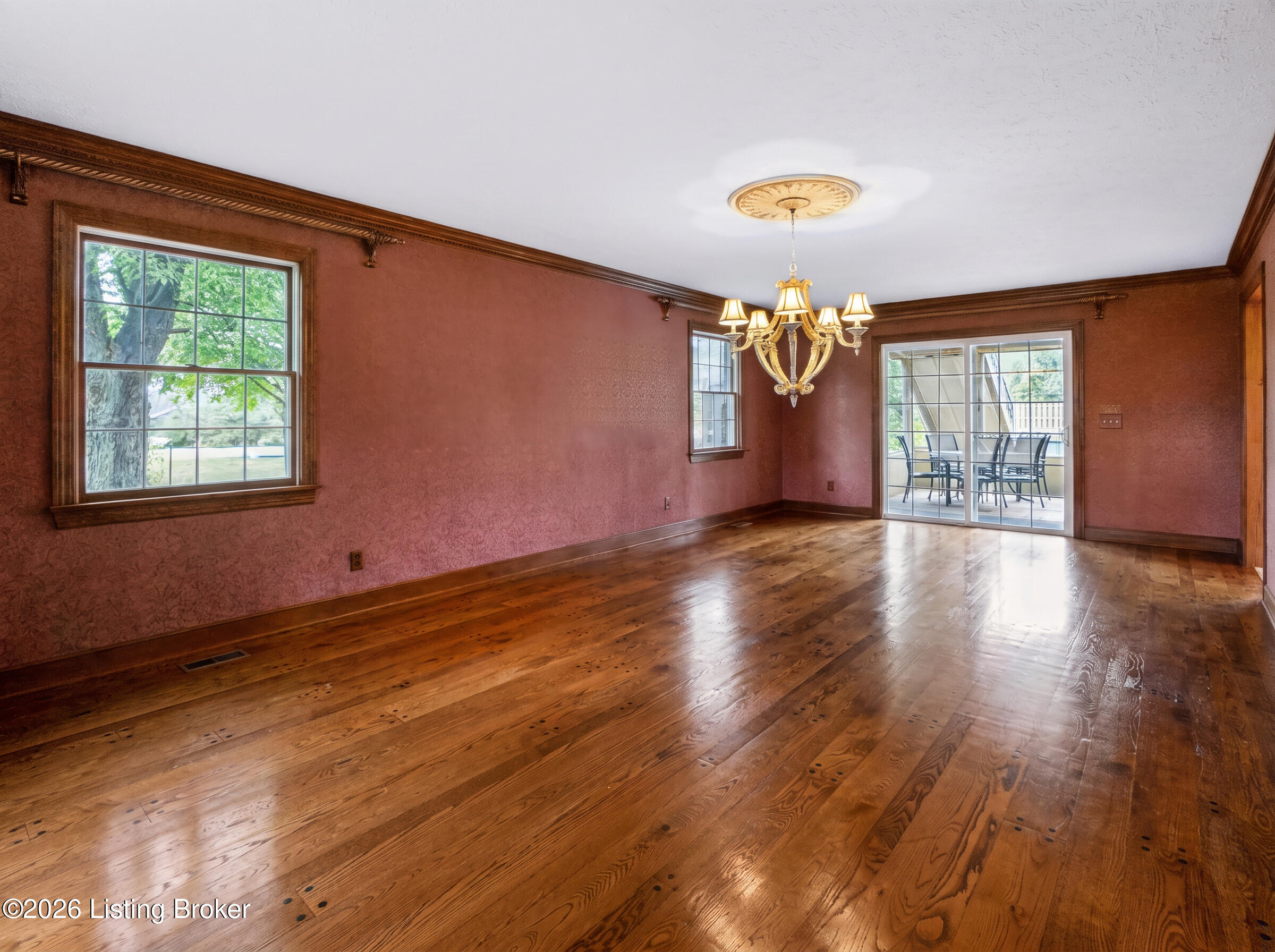 3814 Dogwood Rd