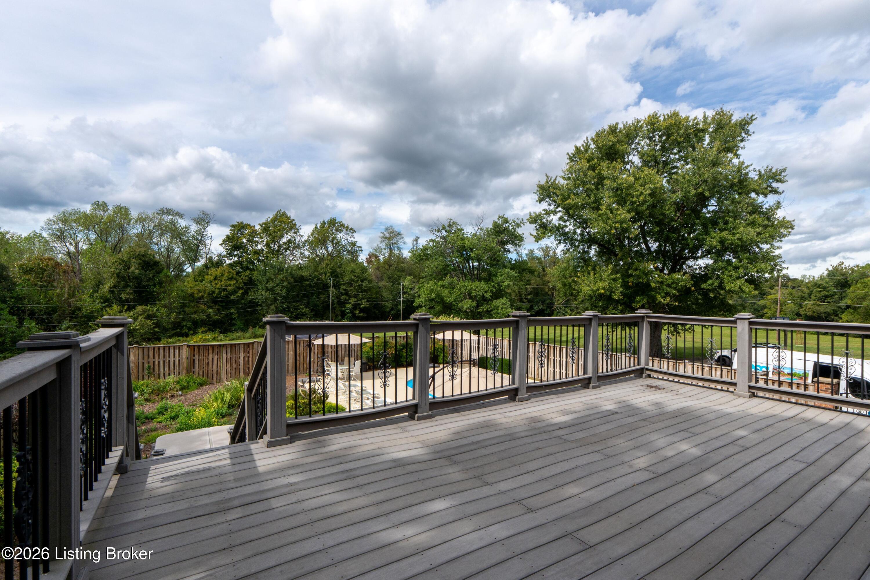 3814 Dogwood Rd