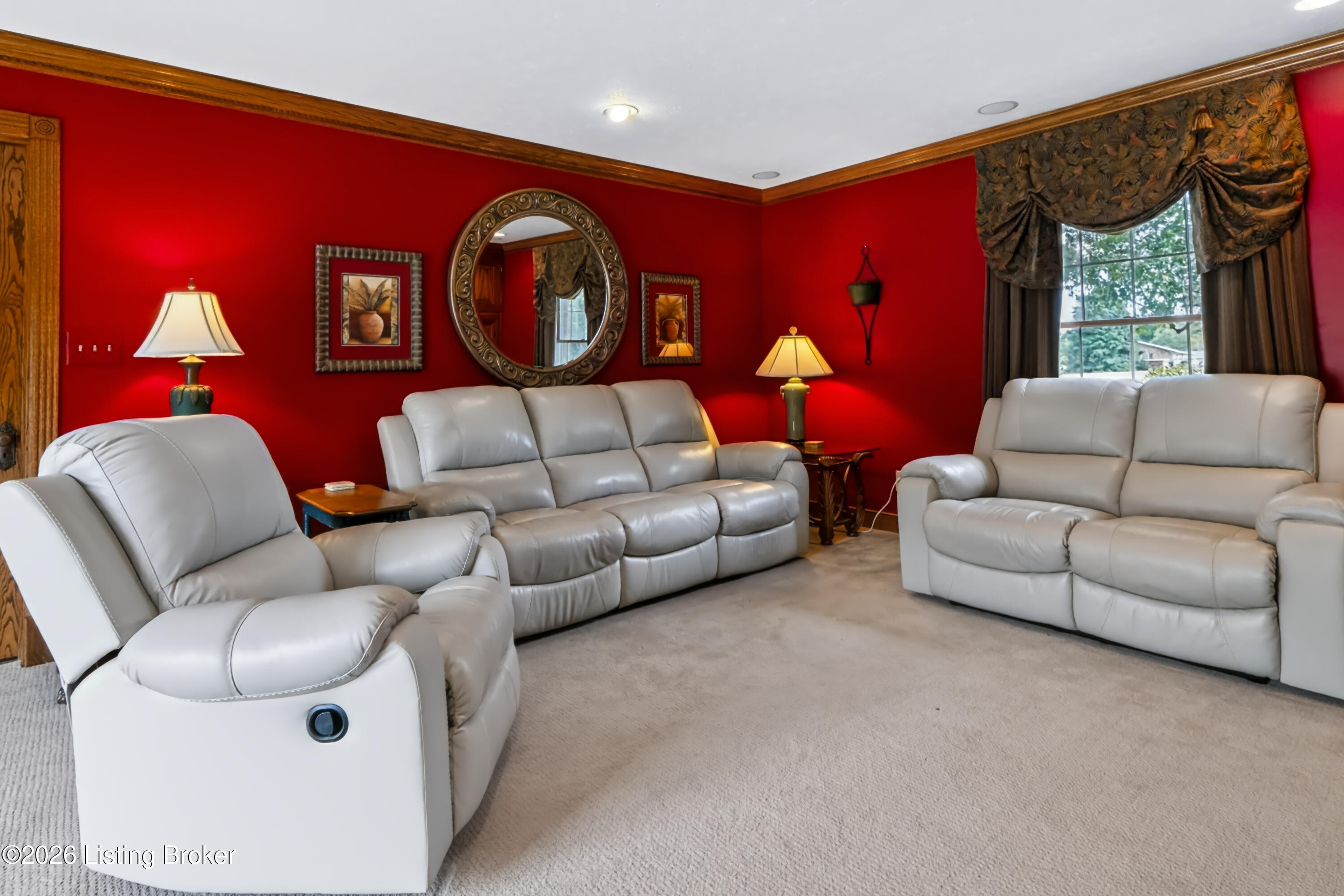 3814 Dogwood Rd