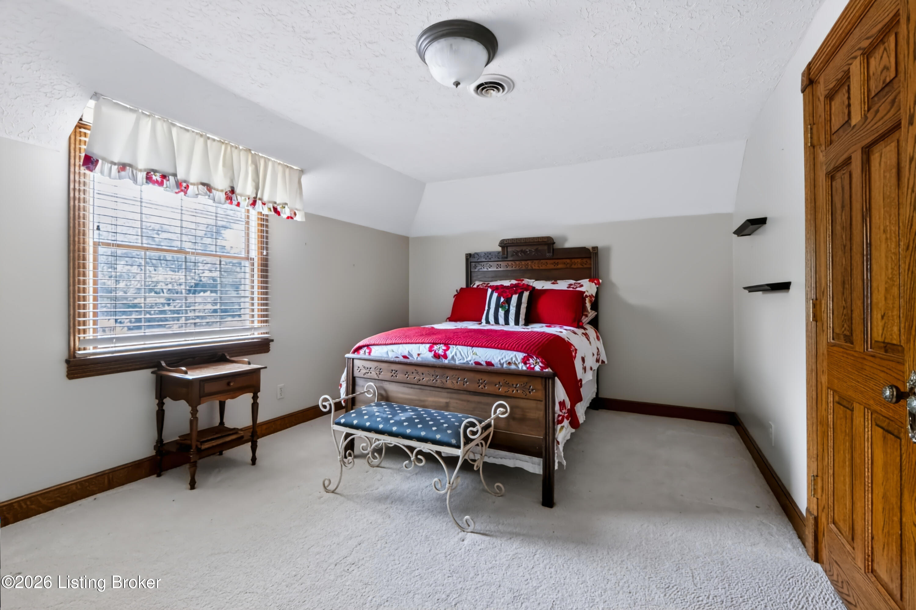 3814 Dogwood Rd
