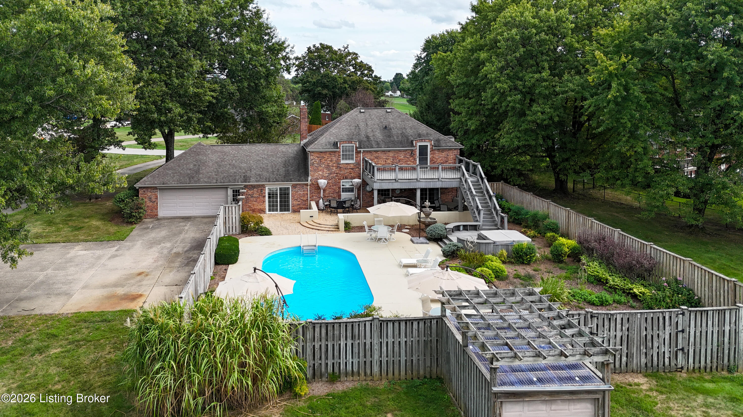 3814 Dogwood Rd