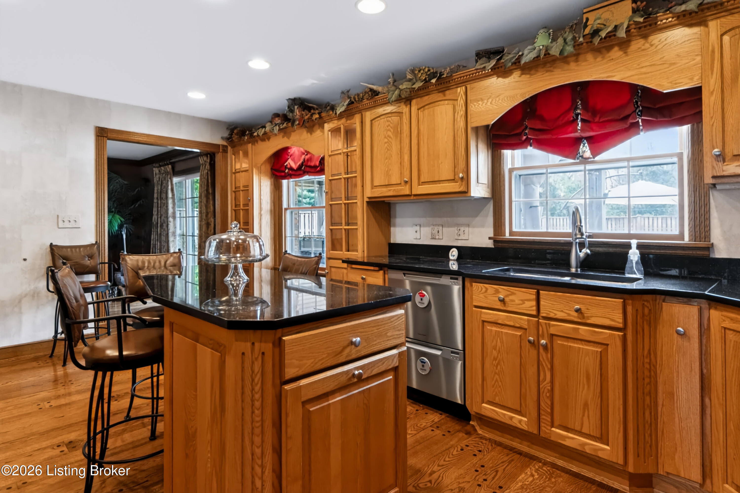 3814 Dogwood Rd