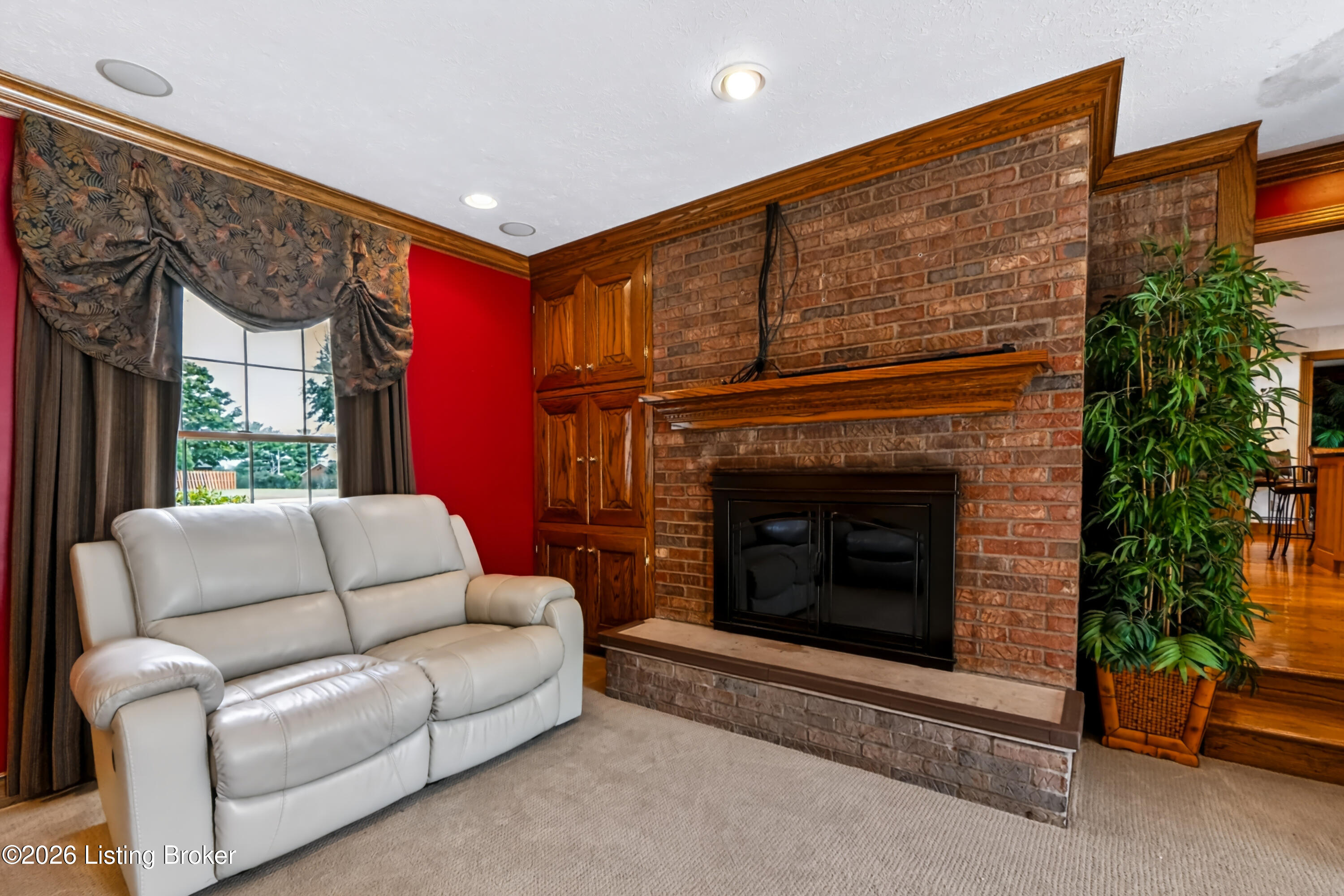 3814 Dogwood Rd