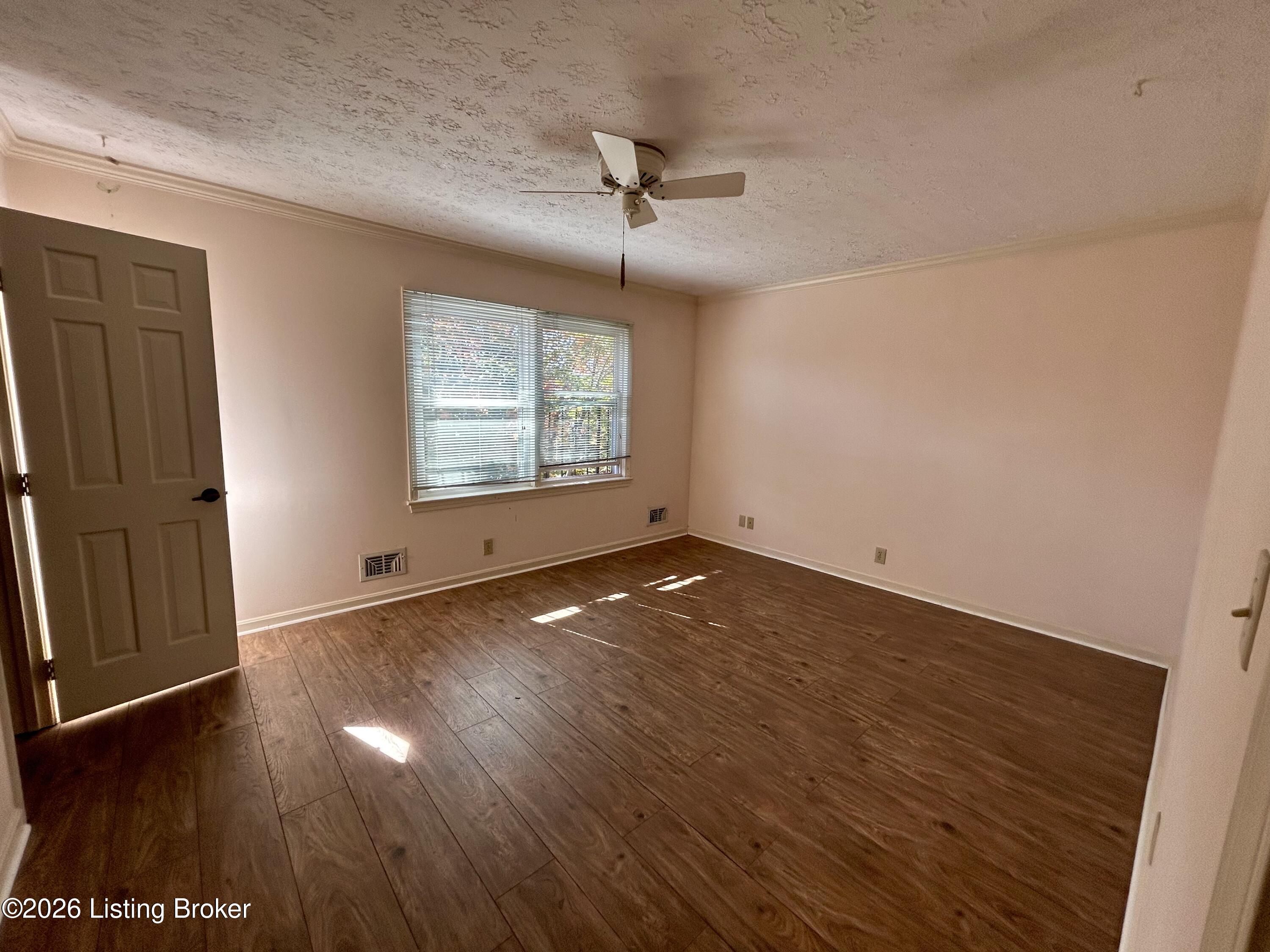 10605 Sycamore Trail