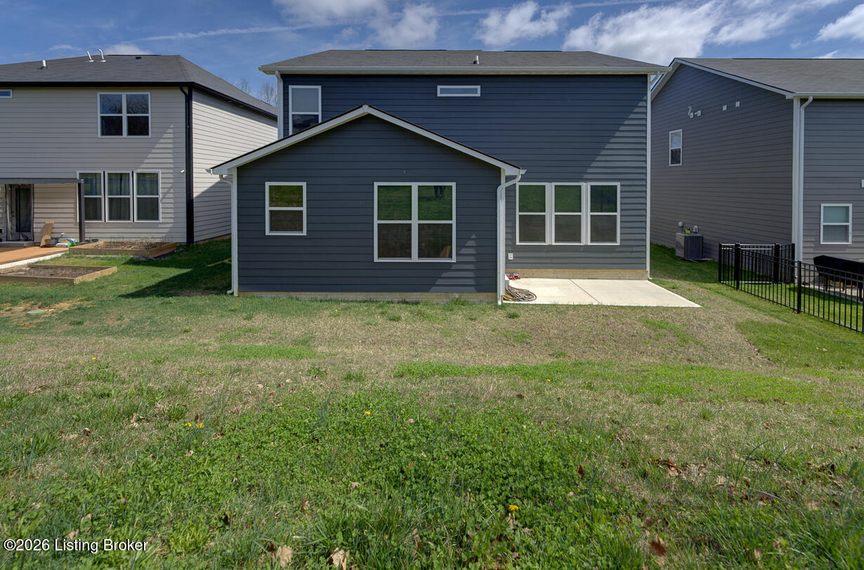 19126 Catalpa Fields Pl