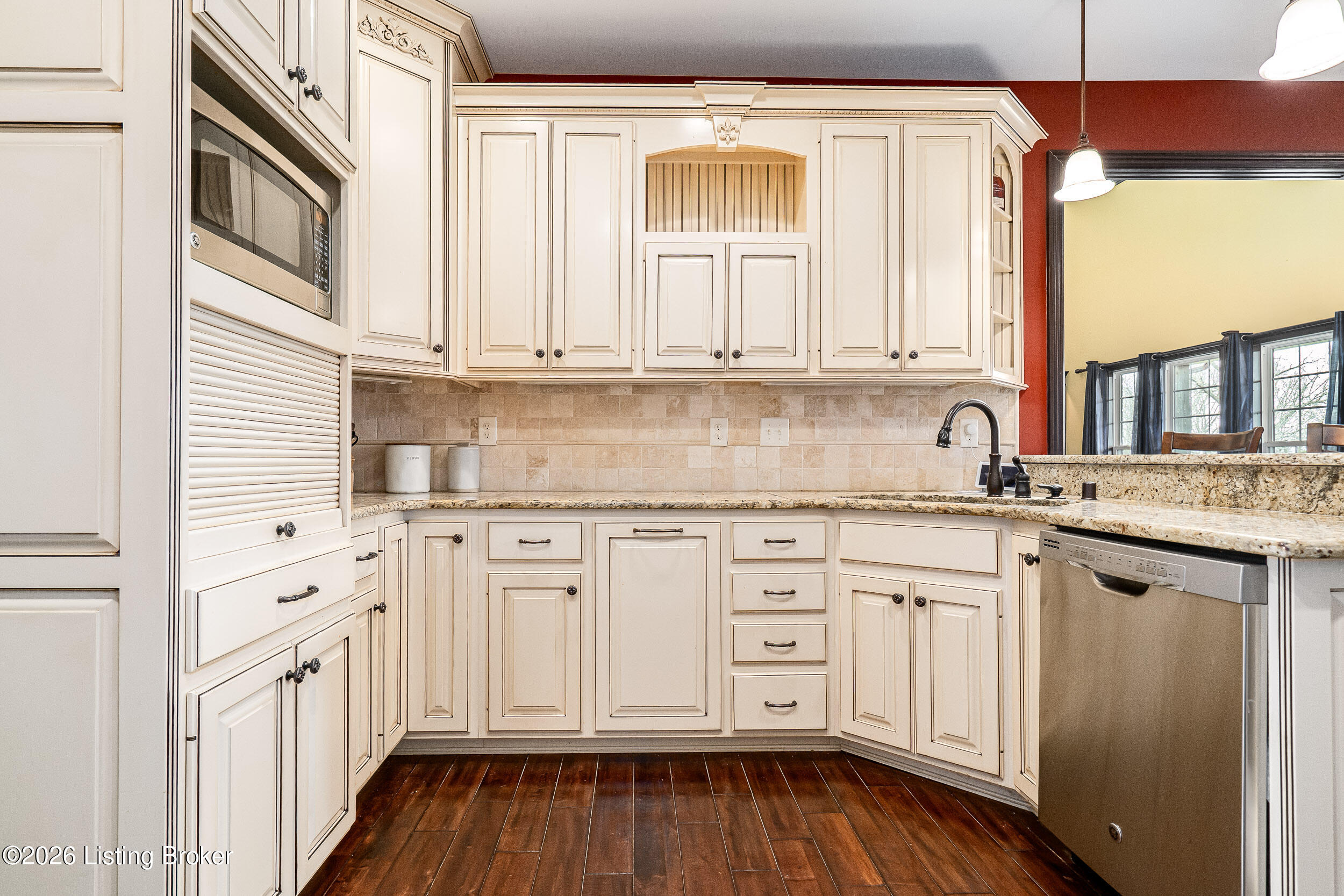 288 Clayleen Way