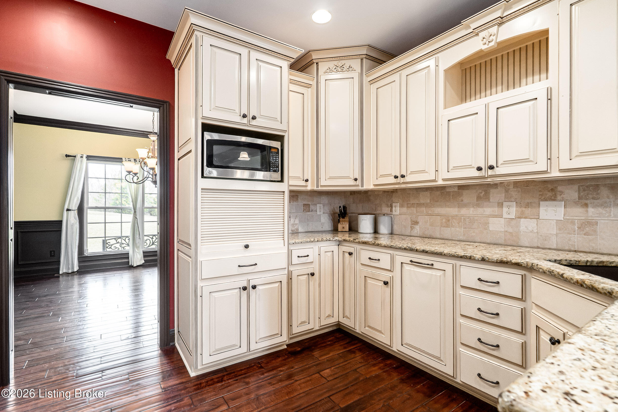 288 Clayleen Way