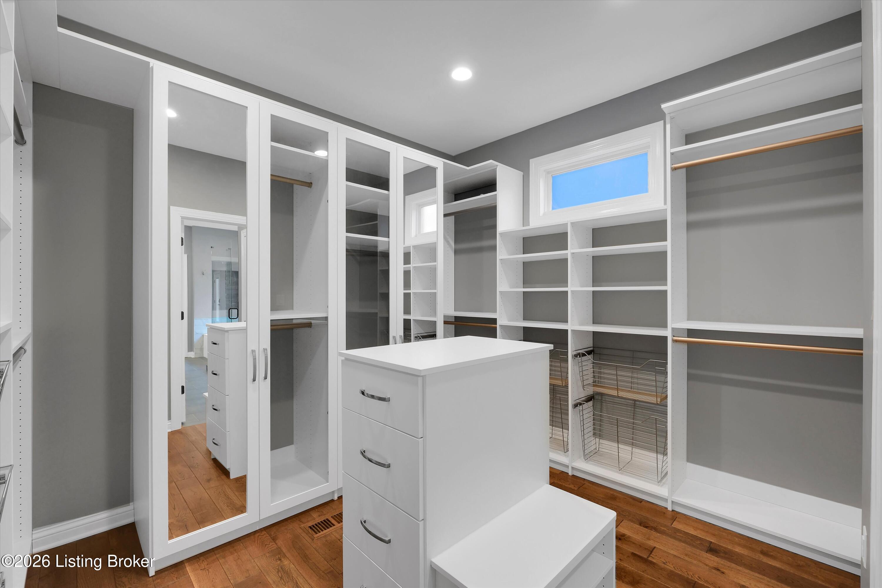 13100 Dove Point Pl