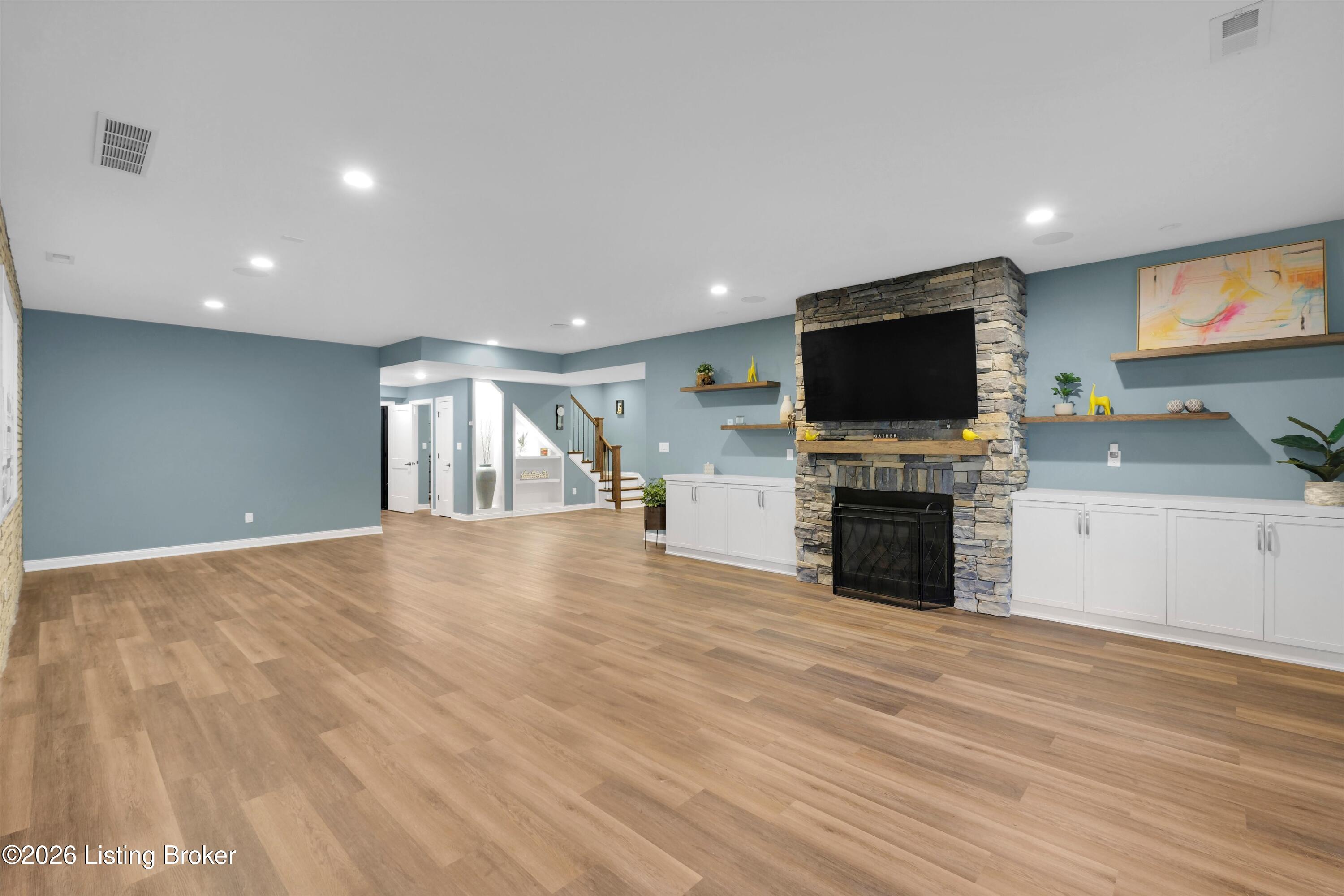 13100 Dove Point Pl