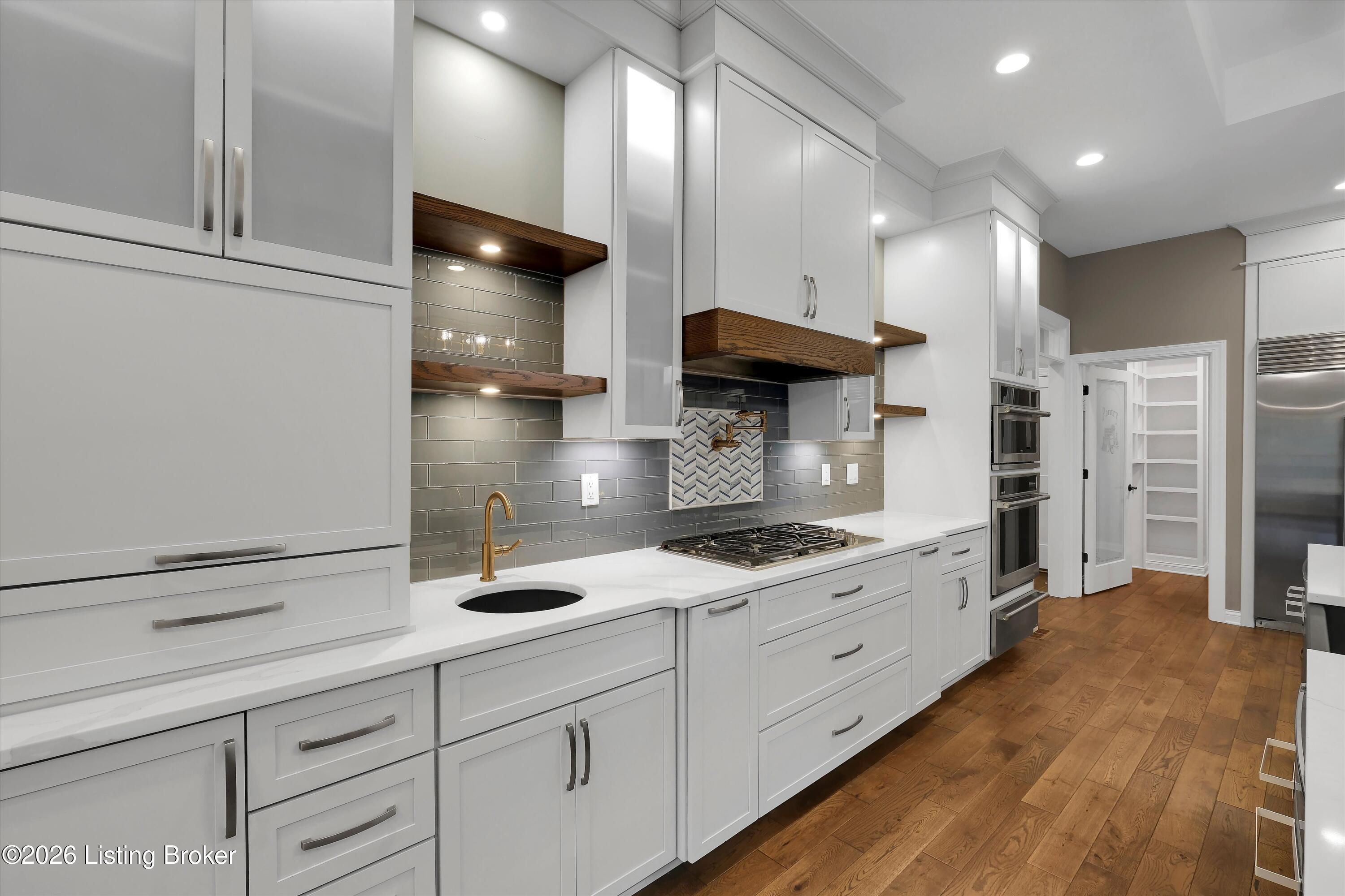 13100 Dove Point Pl