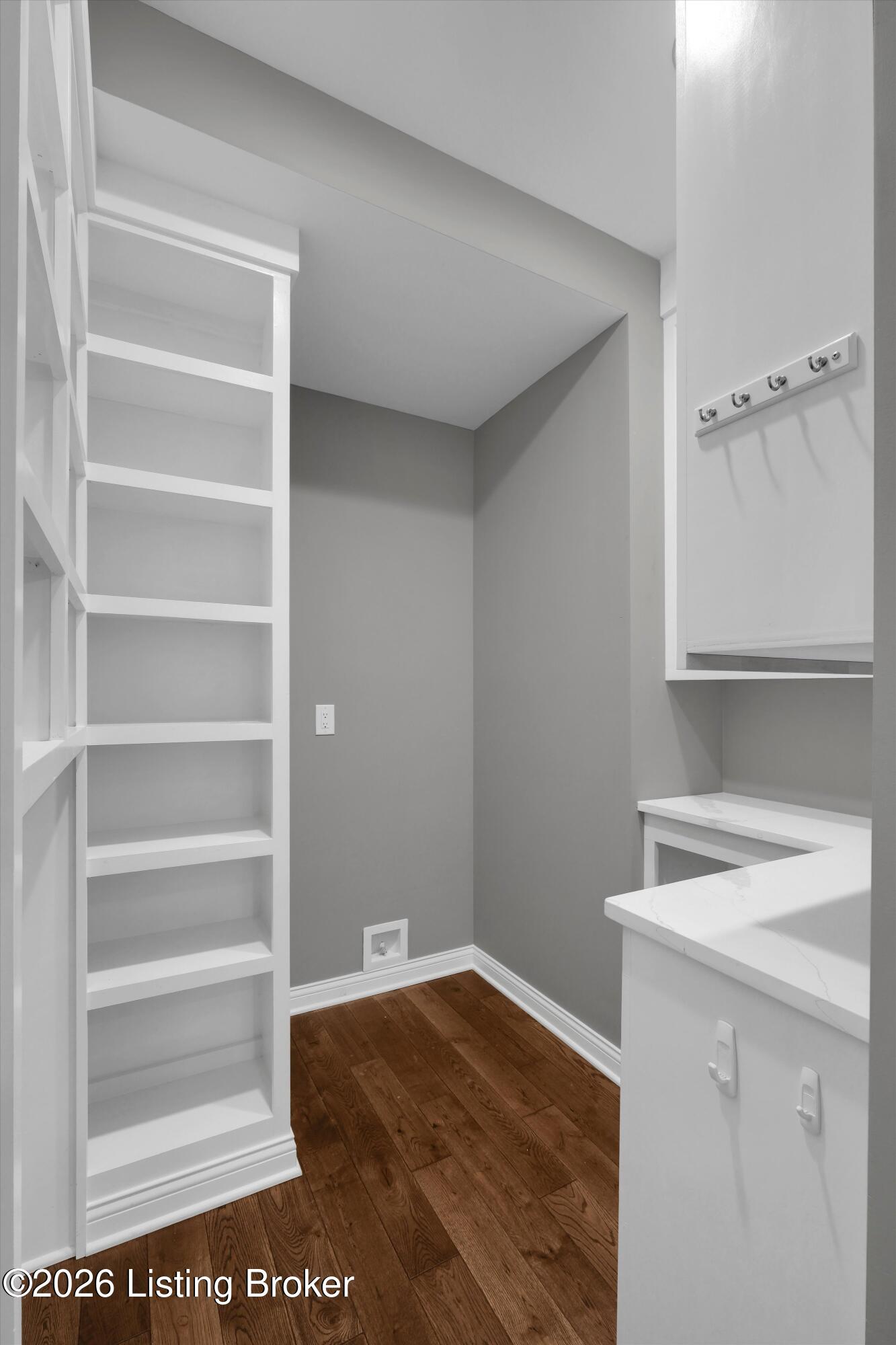 13100 Dove Point Pl