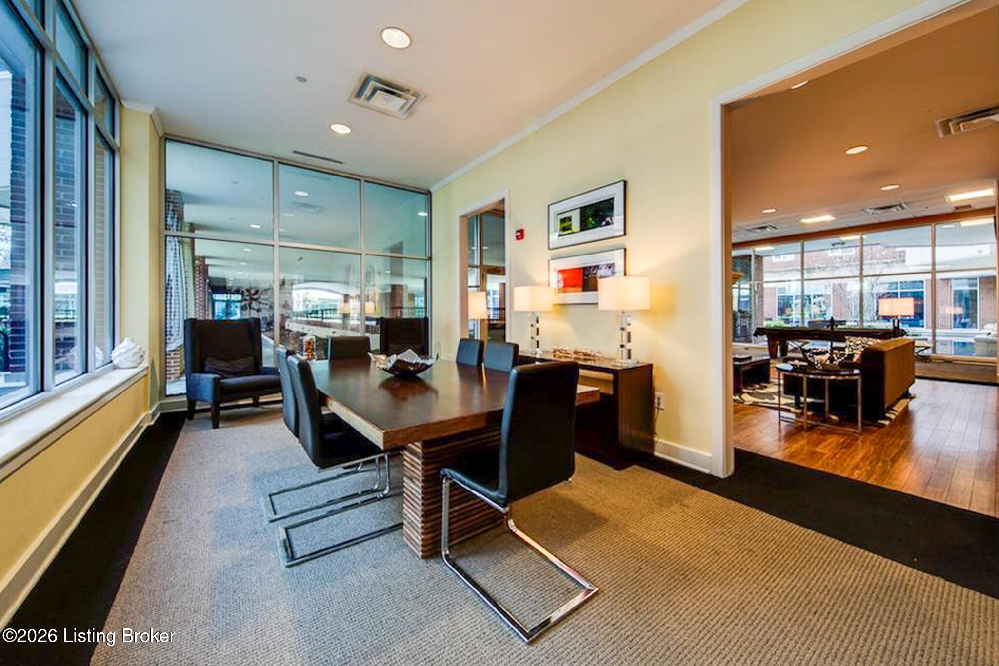 324 E Main St 503