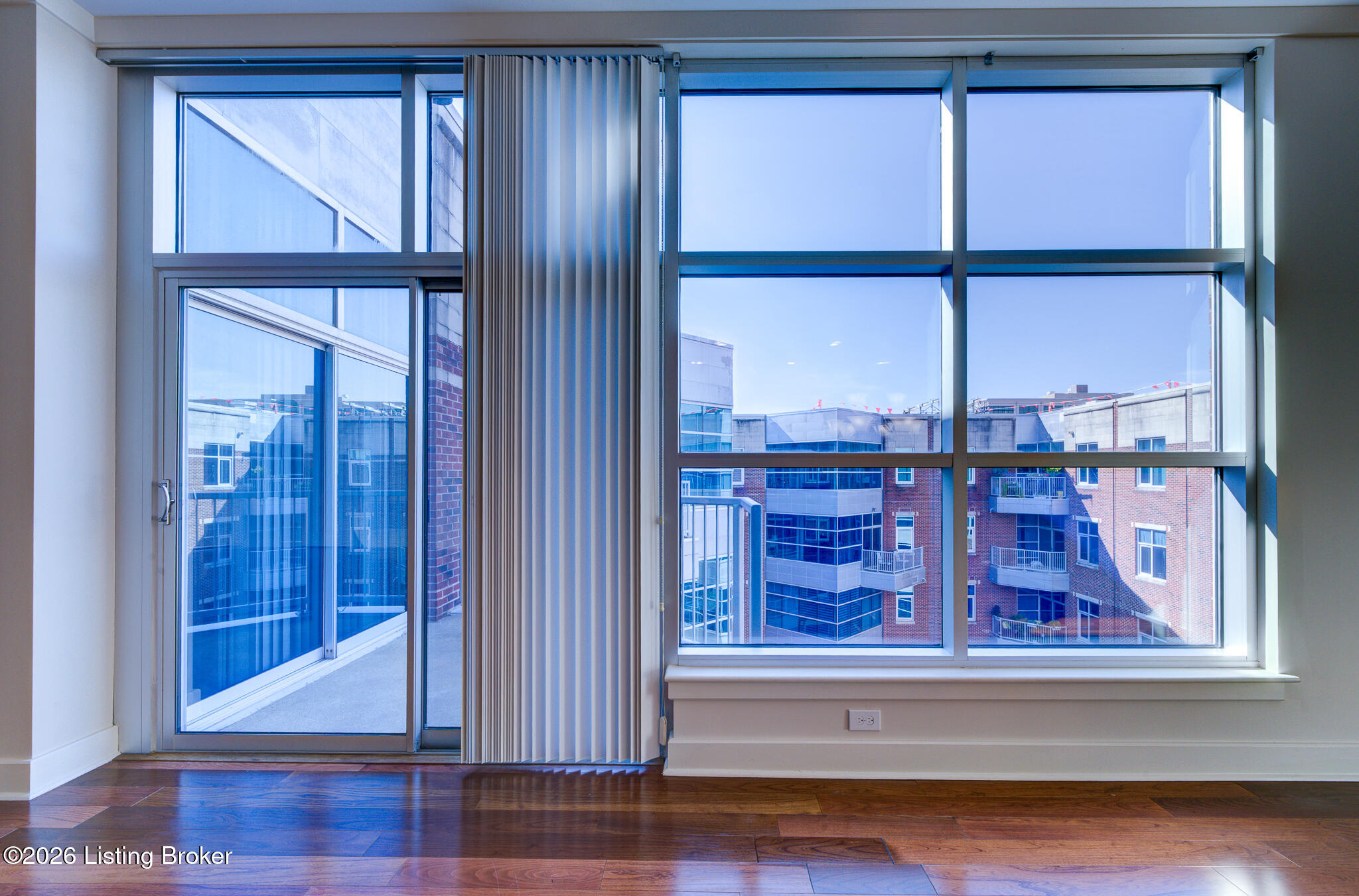 324 E Main St 503