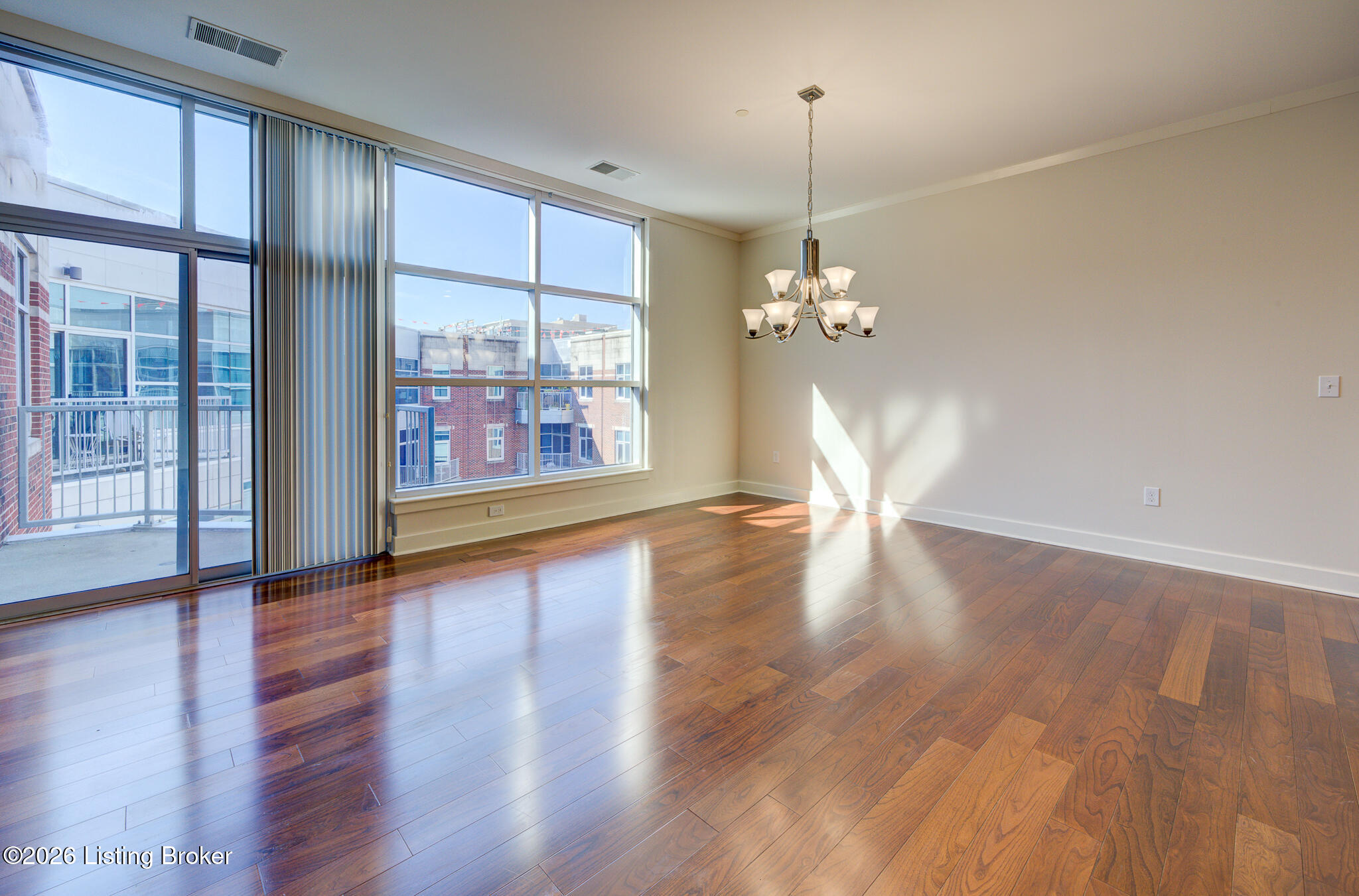 324 E Main St 503