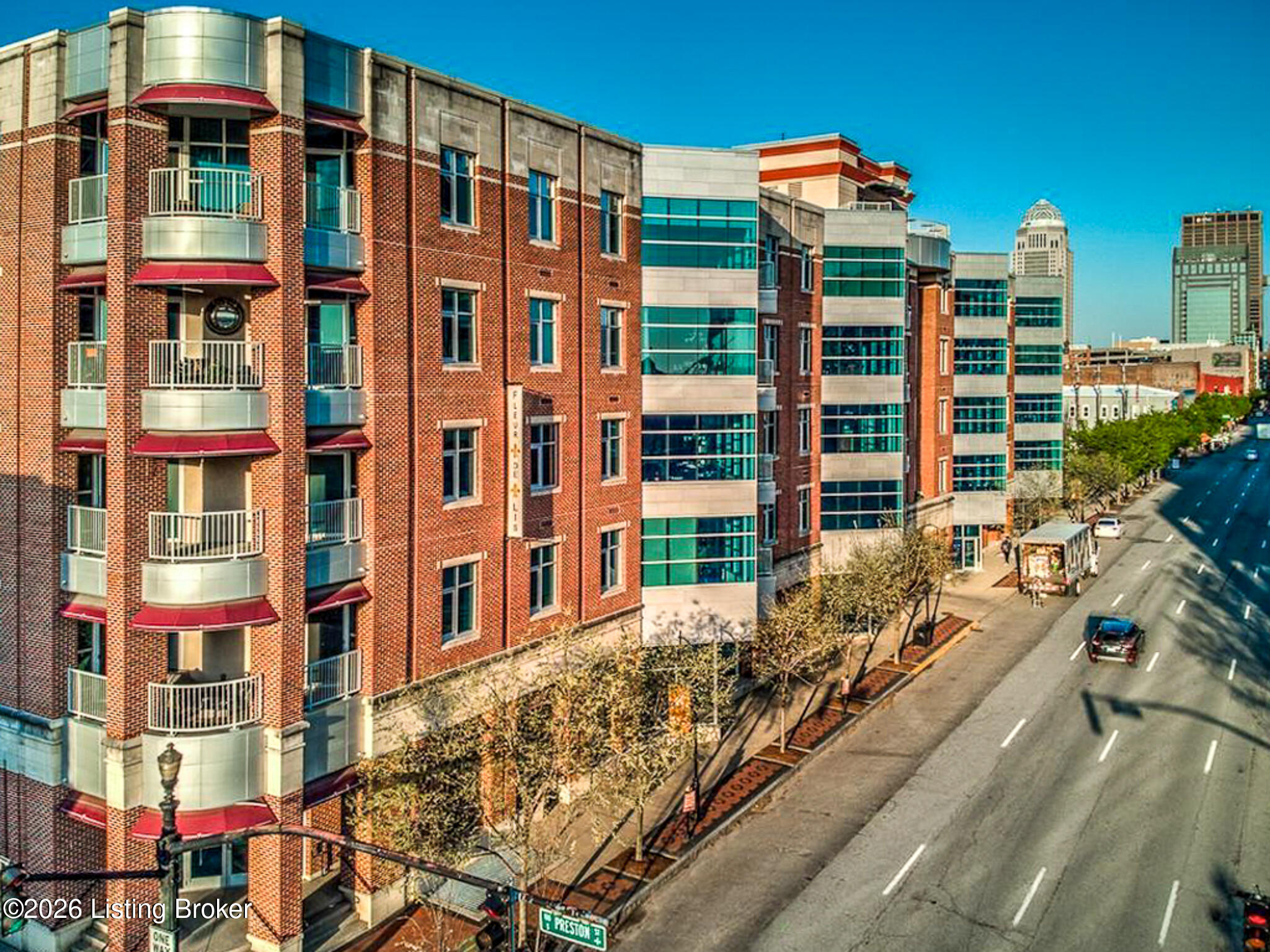 324 E Main St 503