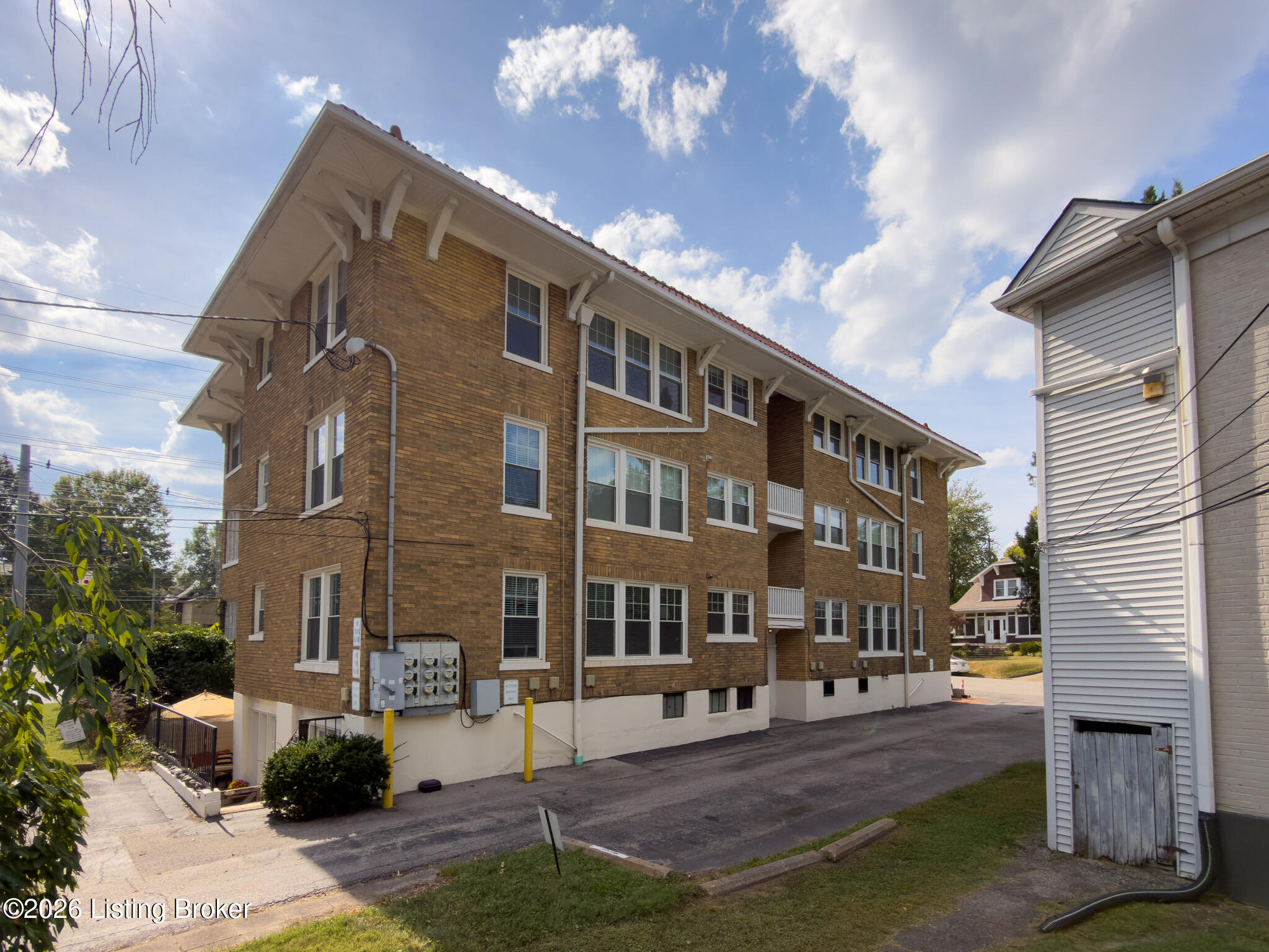 1971 Bardstown Rd APT 1