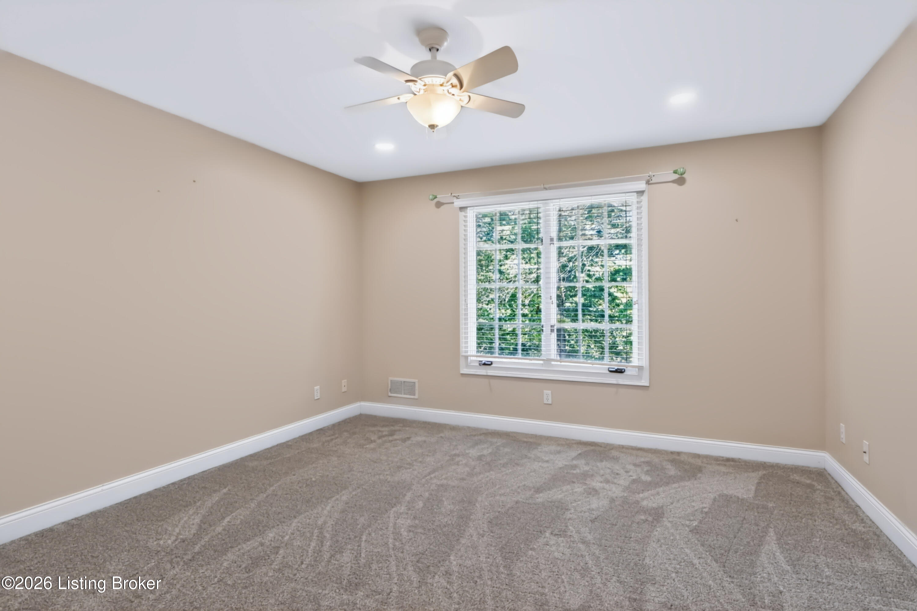 7401 Wolfpen Woods Ct