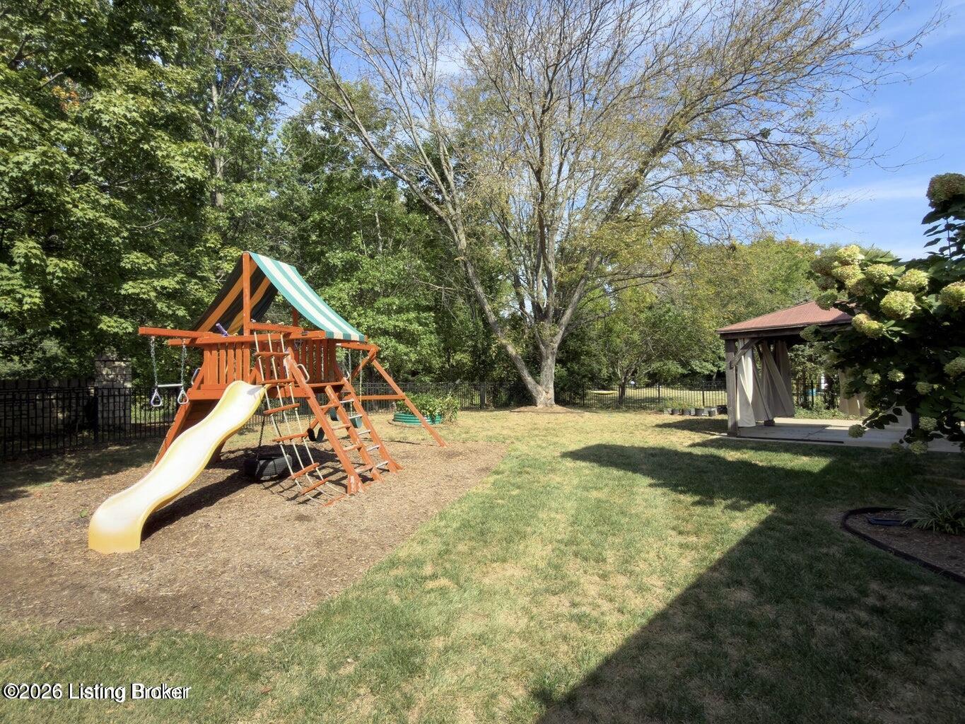 7401 Wolfpen Woods Ct
