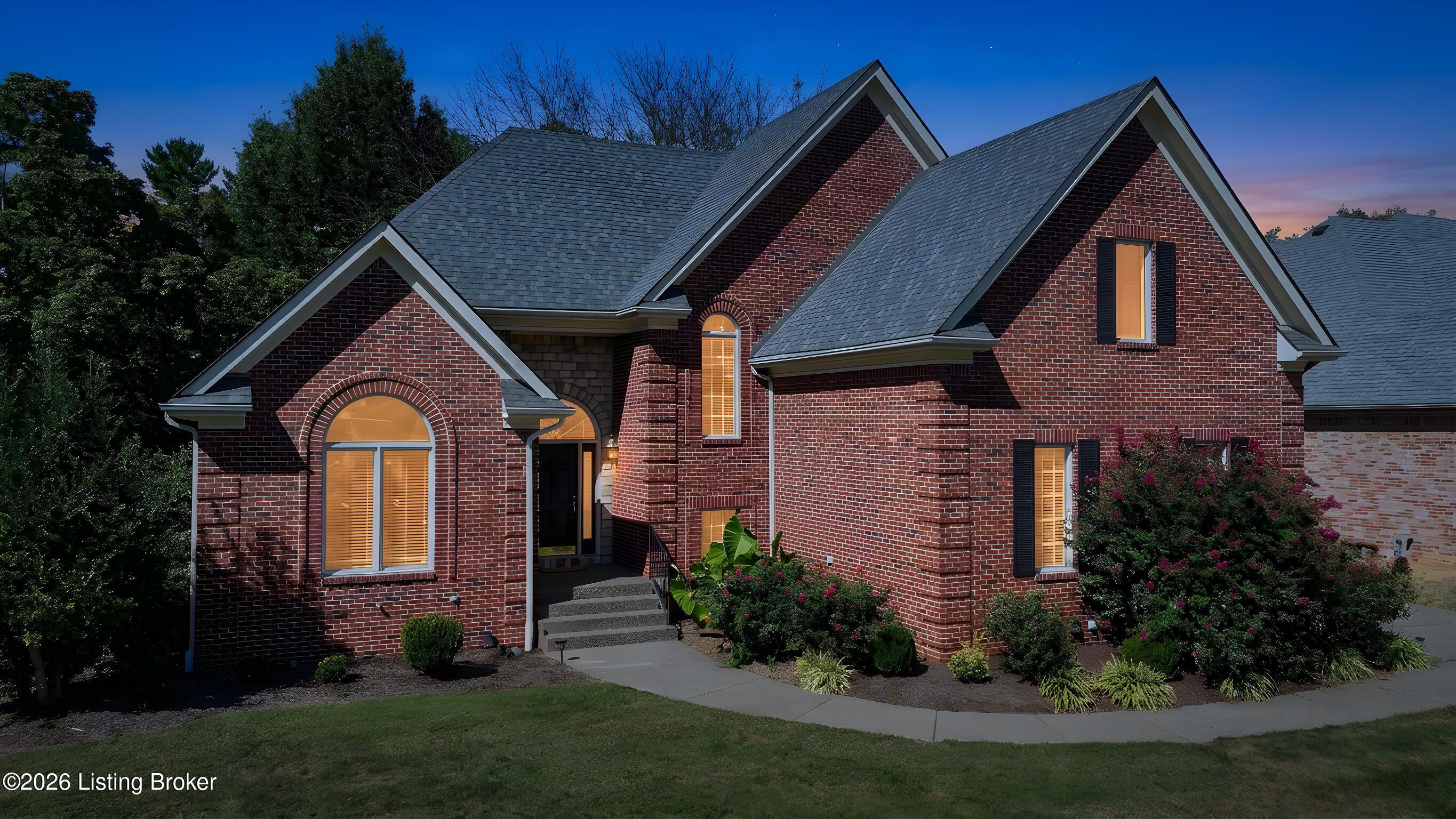 7401 Wolfpen Woods Ct