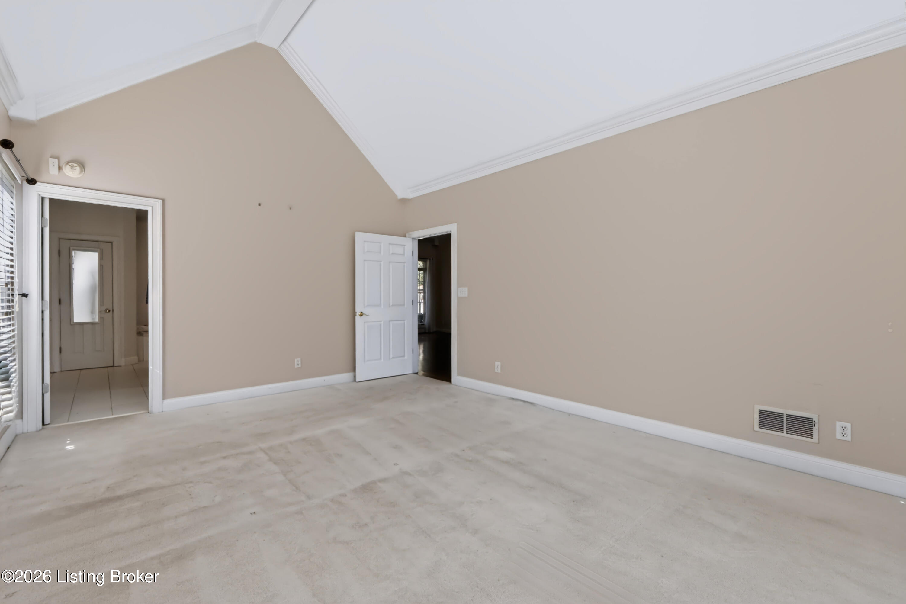 7401 Wolfpen Woods Ct