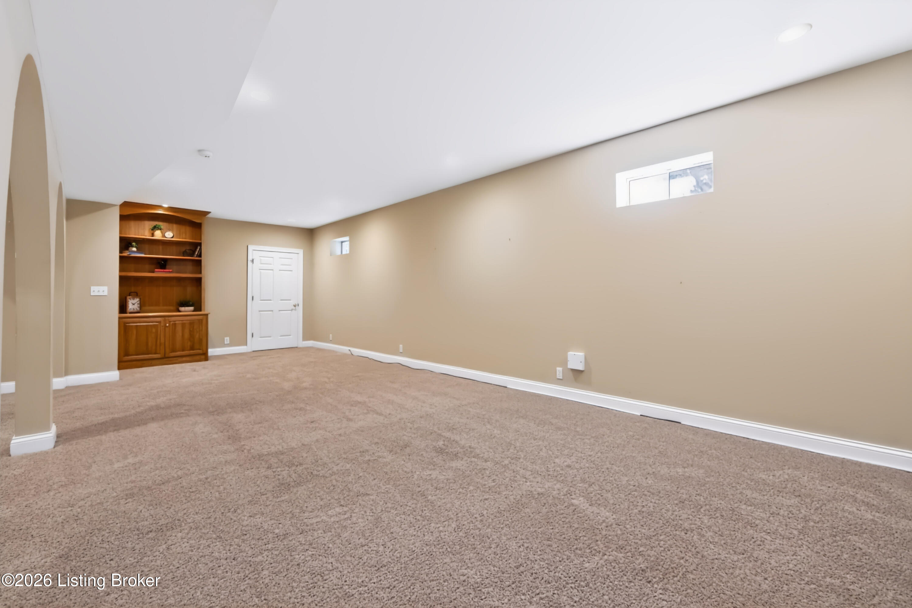 7401 Wolfpen Woods Ct