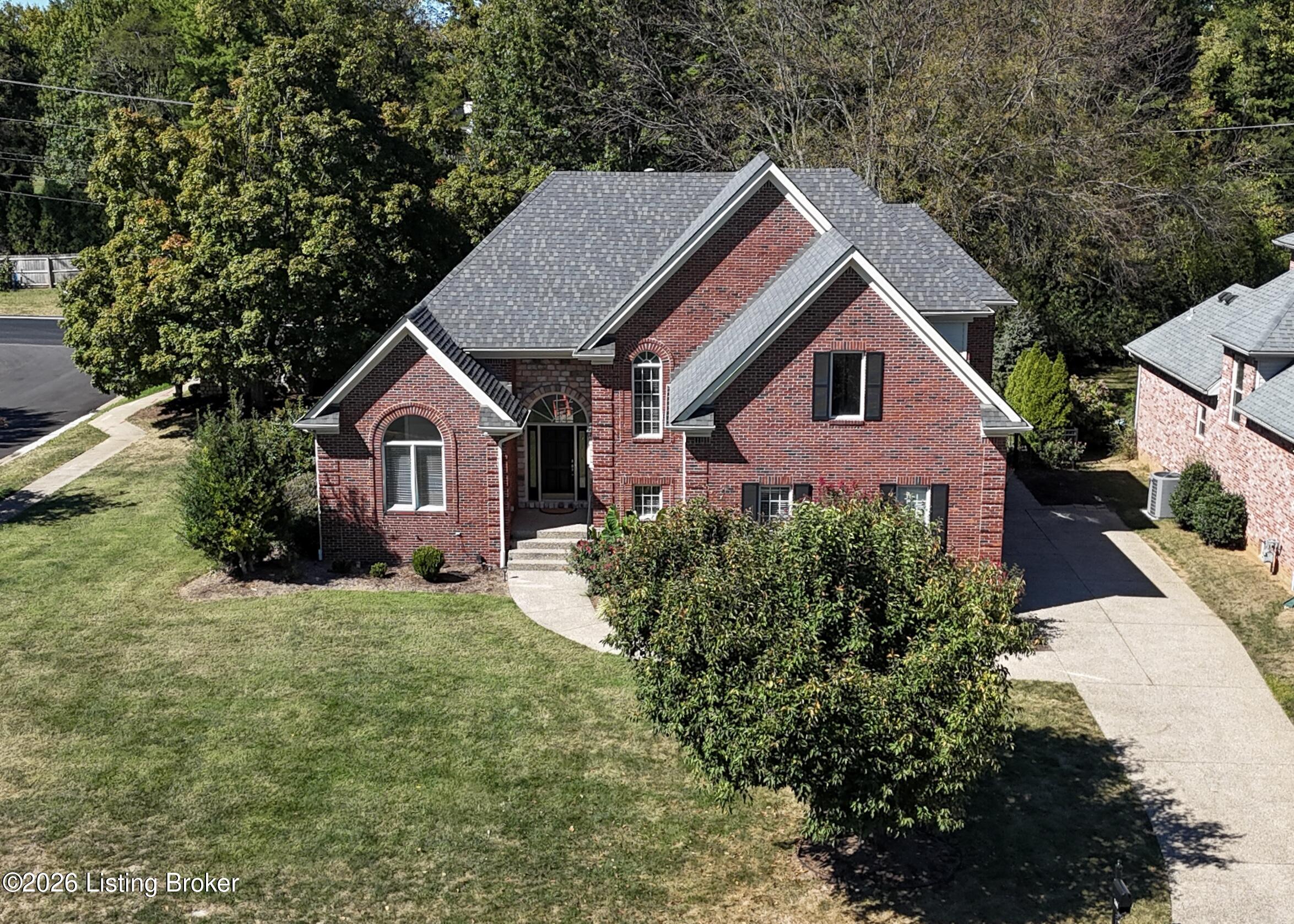7401 Wolfpen Woods Ct