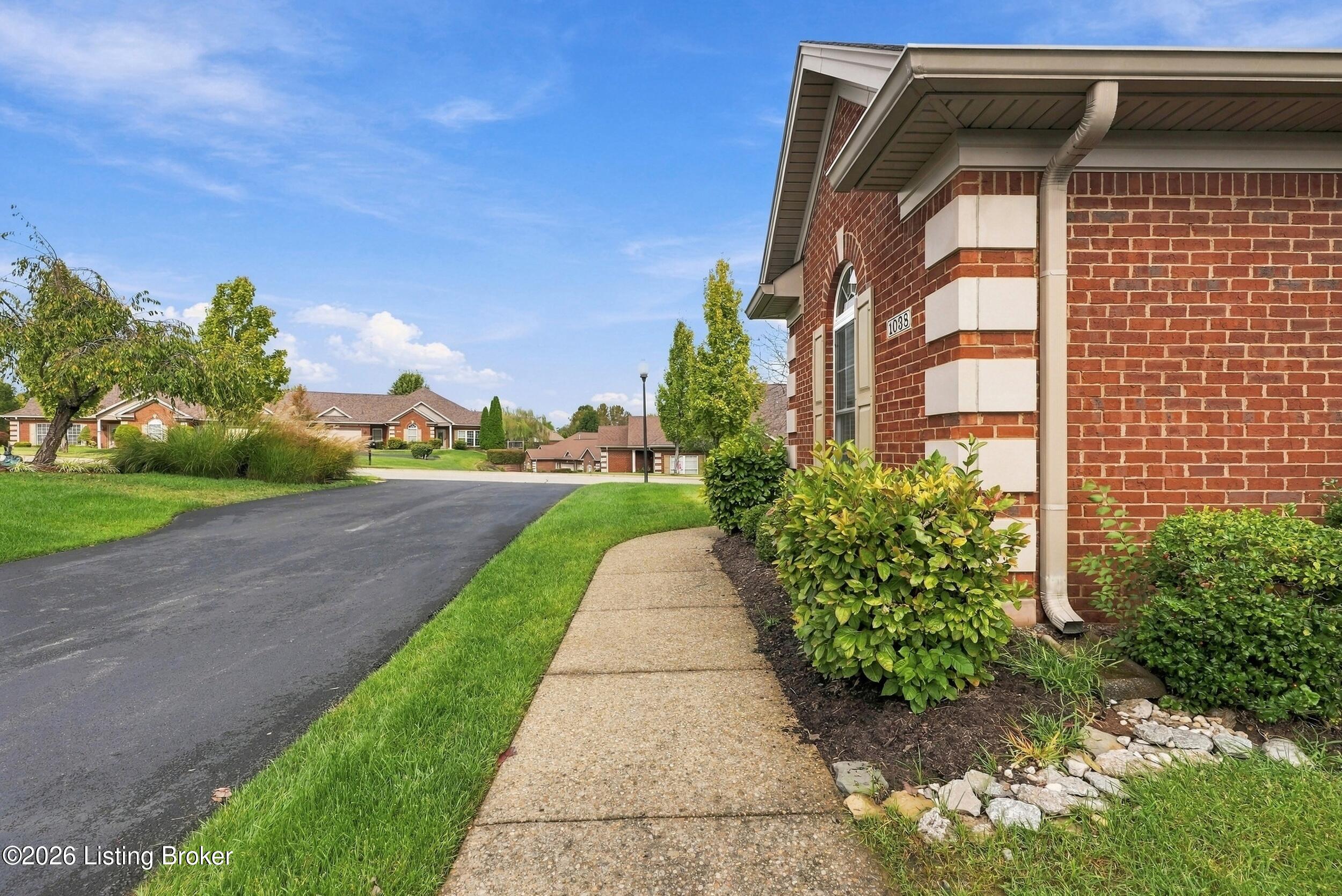 1038 Grazing Meadows Ln