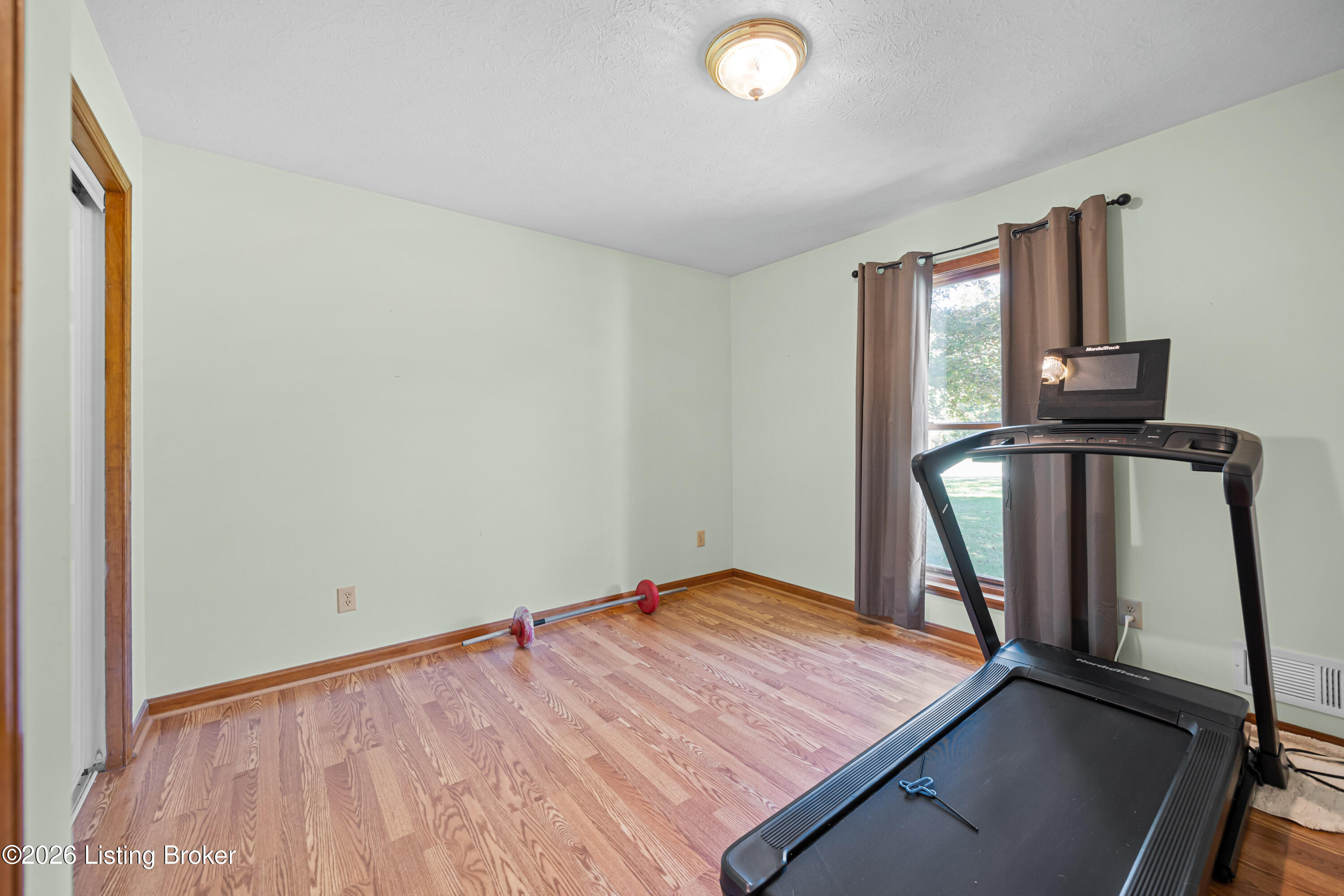 453 Laverne Ct