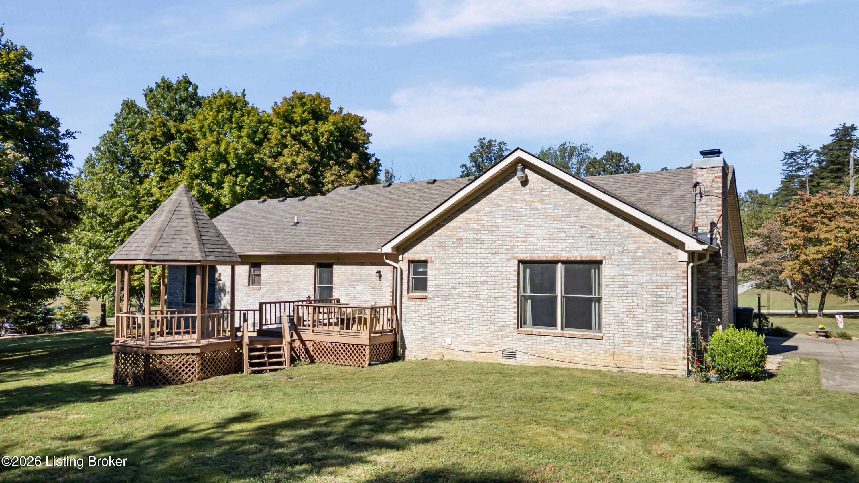453 Laverne Ct