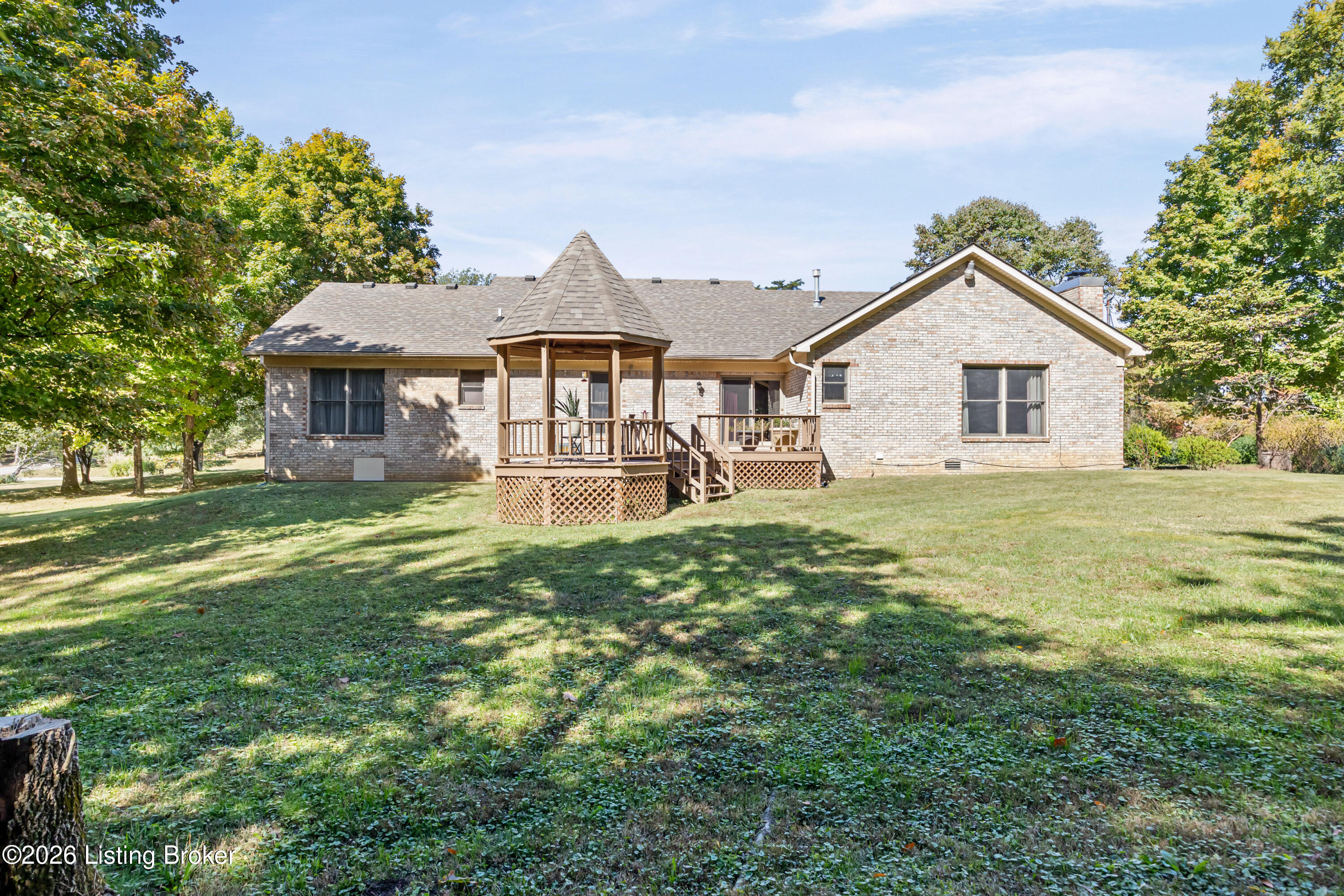 453 Laverne Ct