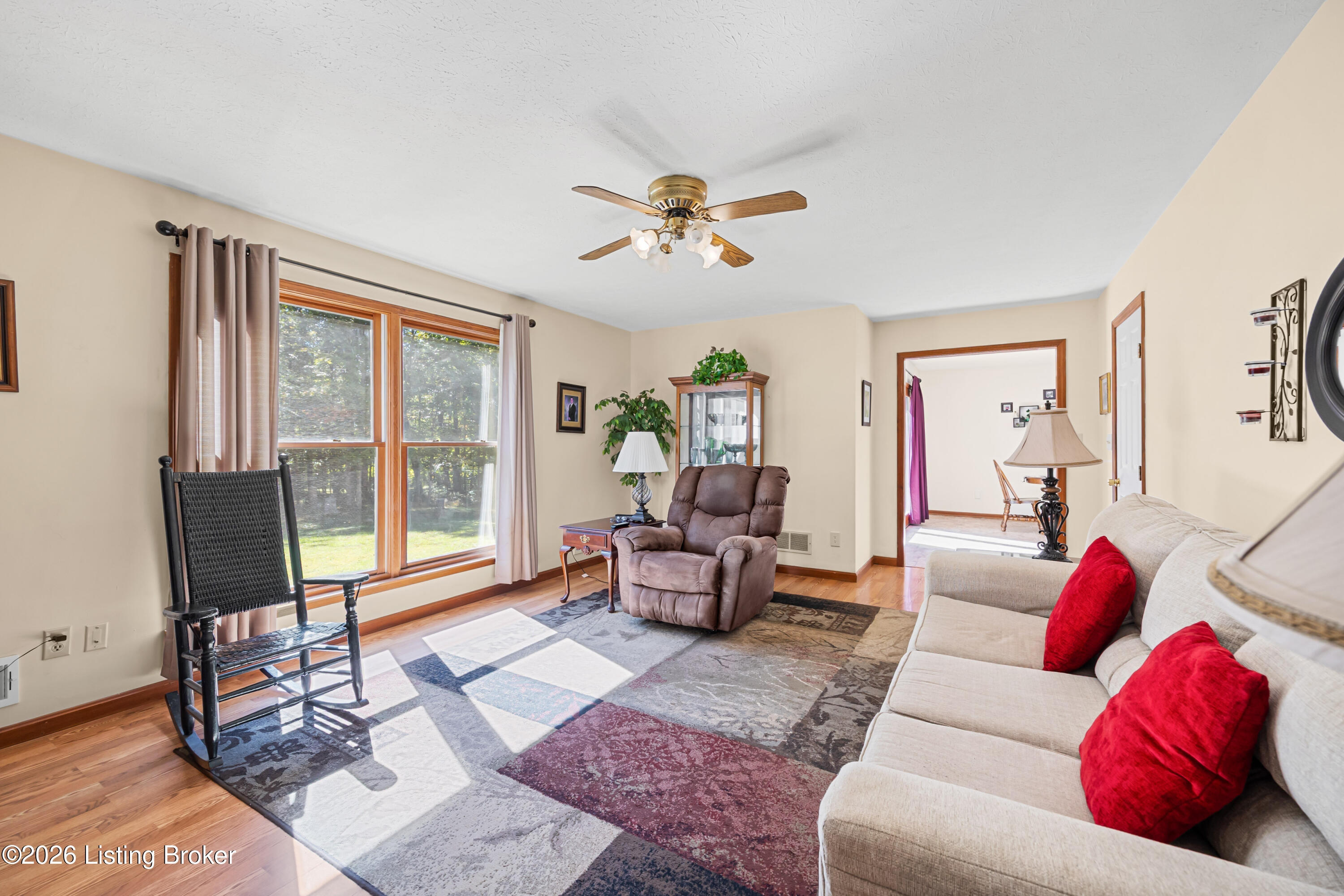 453 Laverne Ct